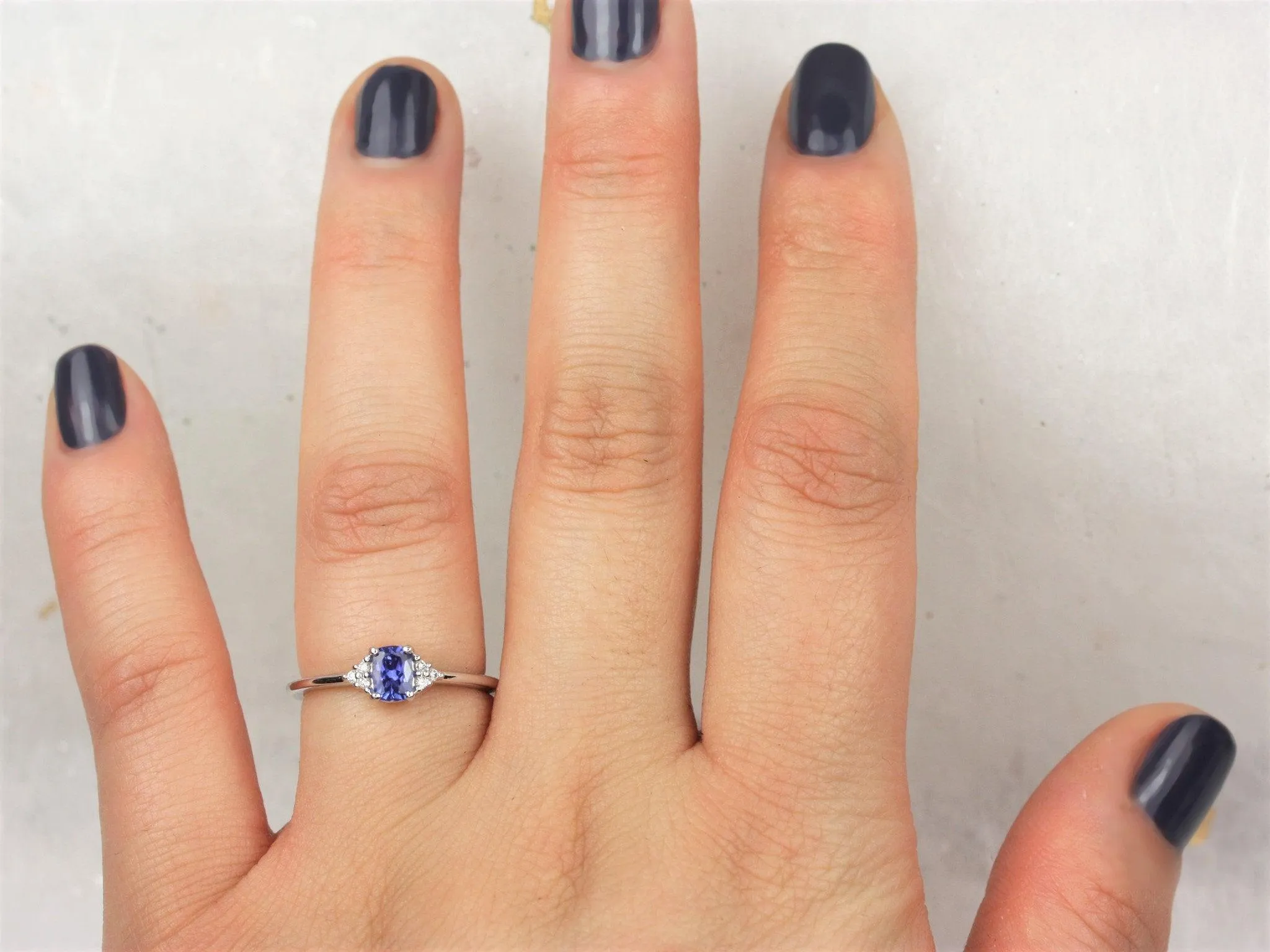 0.50ct Jada 14kt White Gold Ceylon Blue Sapphire Diamonds Dainty Cushion Cluster 3 Stone Unique Ring