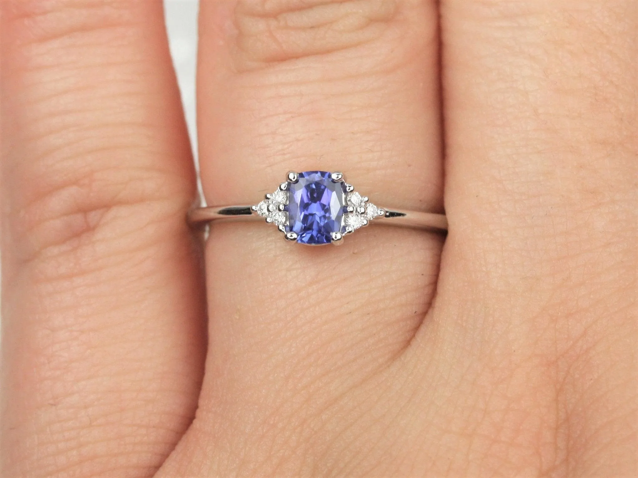 0.50ct Jada 14kt White Gold Ceylon Blue Sapphire Diamonds Dainty Cushion Cluster 3 Stone Unique Ring