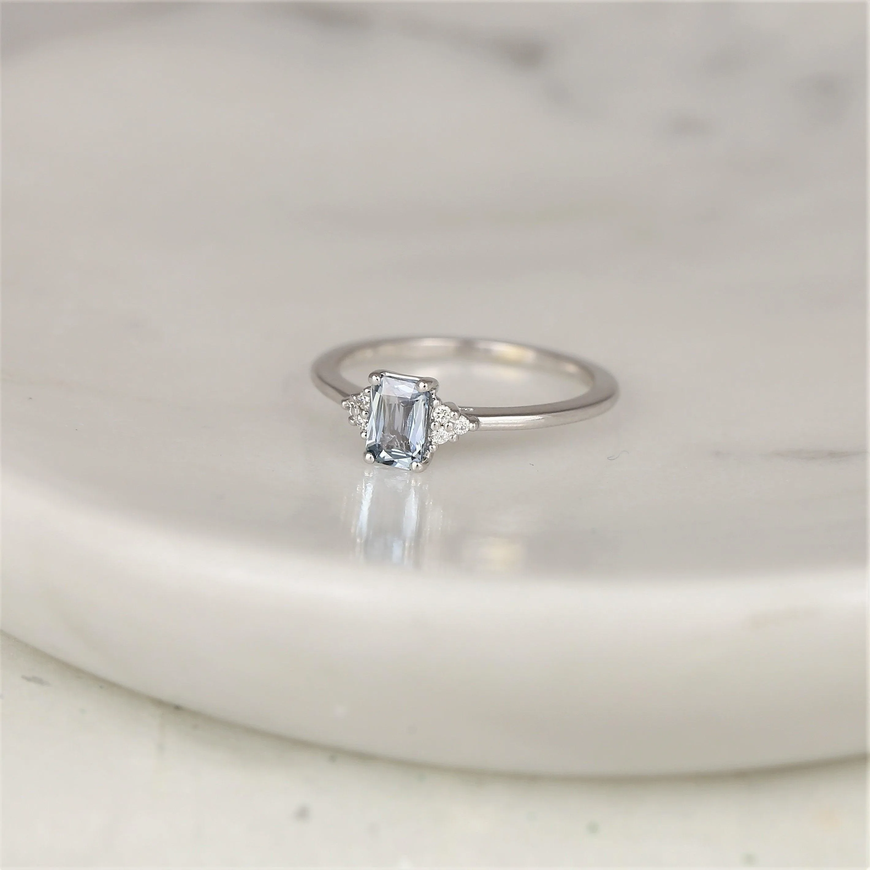 0.59ct Jada 14kt White Gold Cornflower Blue Sapphire Diamonds Dainty Emerald Cluster 3 Stone Unique Ring