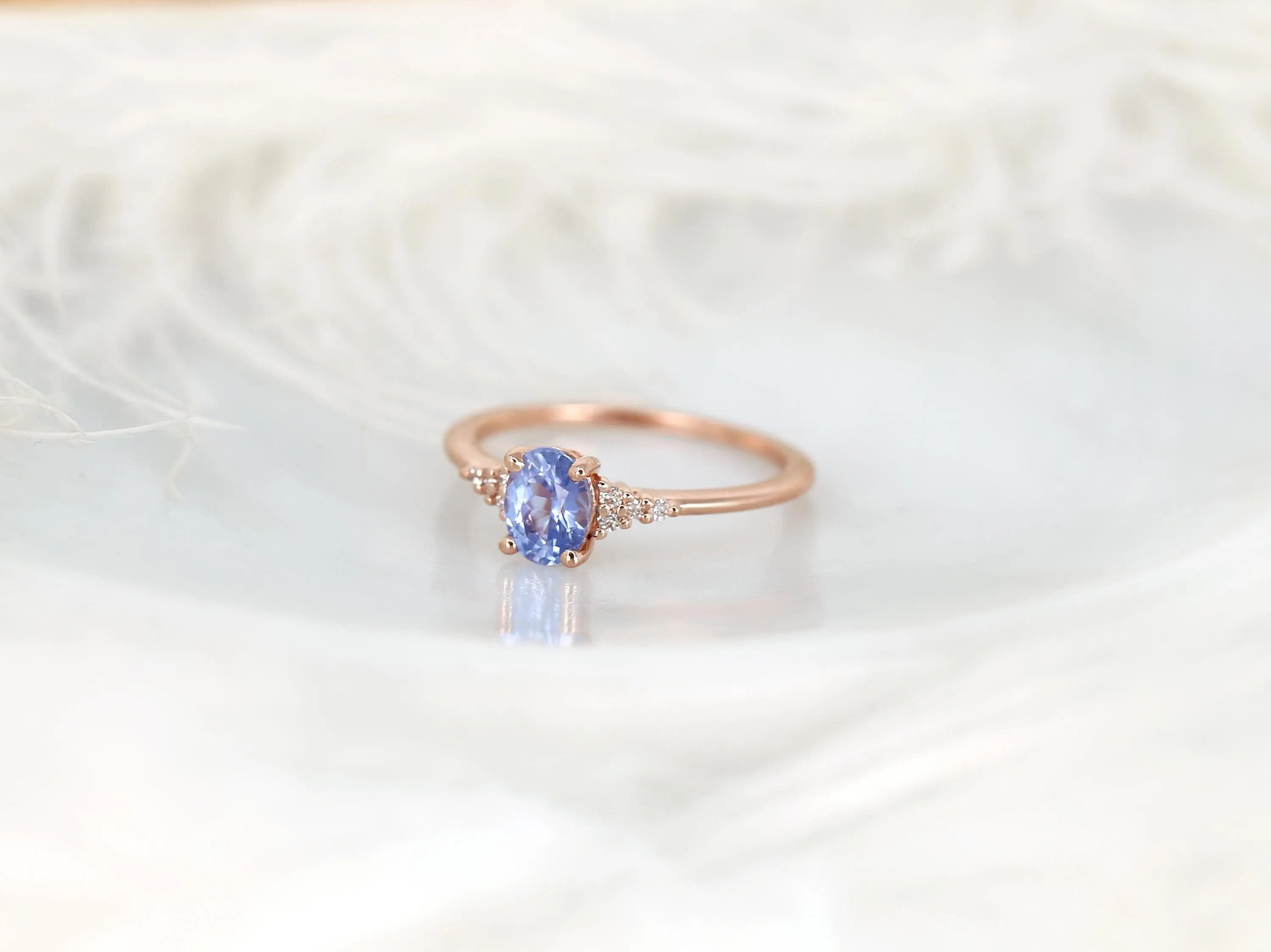 0.88ct Maddy 14kt Rose Gold Cornflower Sapphire Diamond Oval Cluster Ring