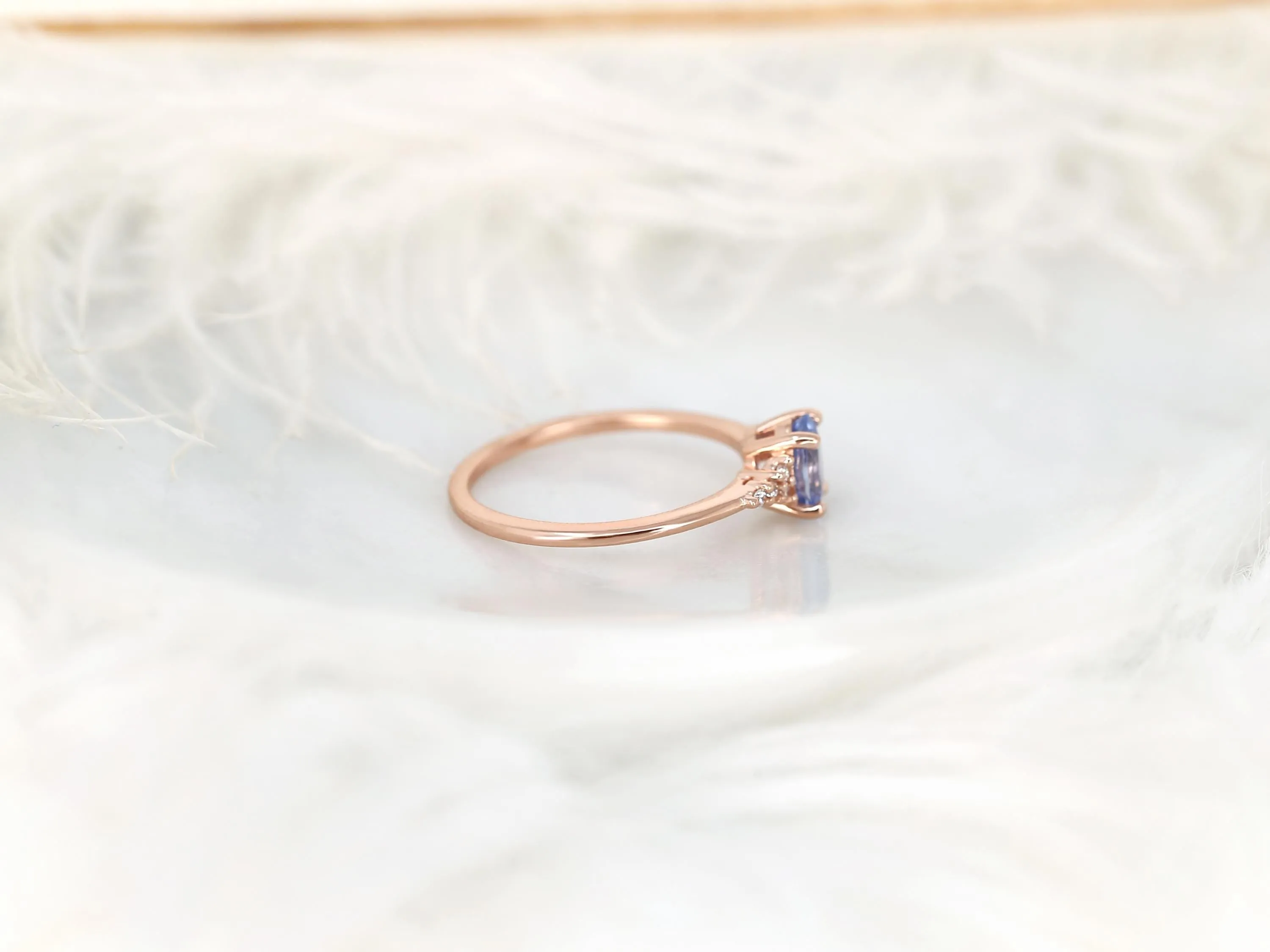 0.88ct Maddy 14kt Rose Gold Cornflower Sapphire Diamond Oval Cluster Ring