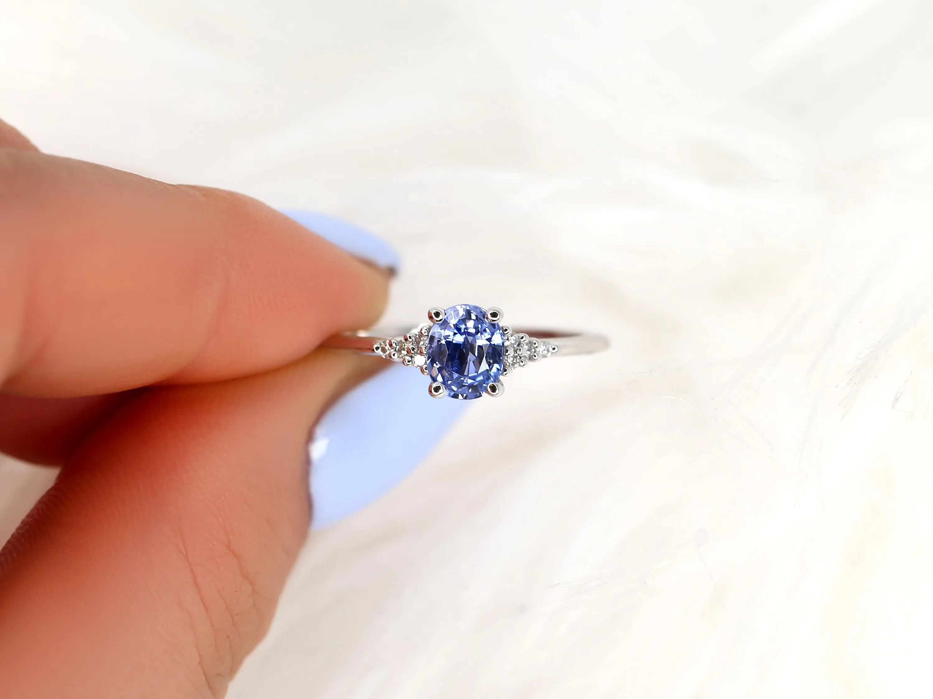 1.03ct Maddy 14kt White Gold Cornflower Sapphire Diamond Oval Cluster Ring