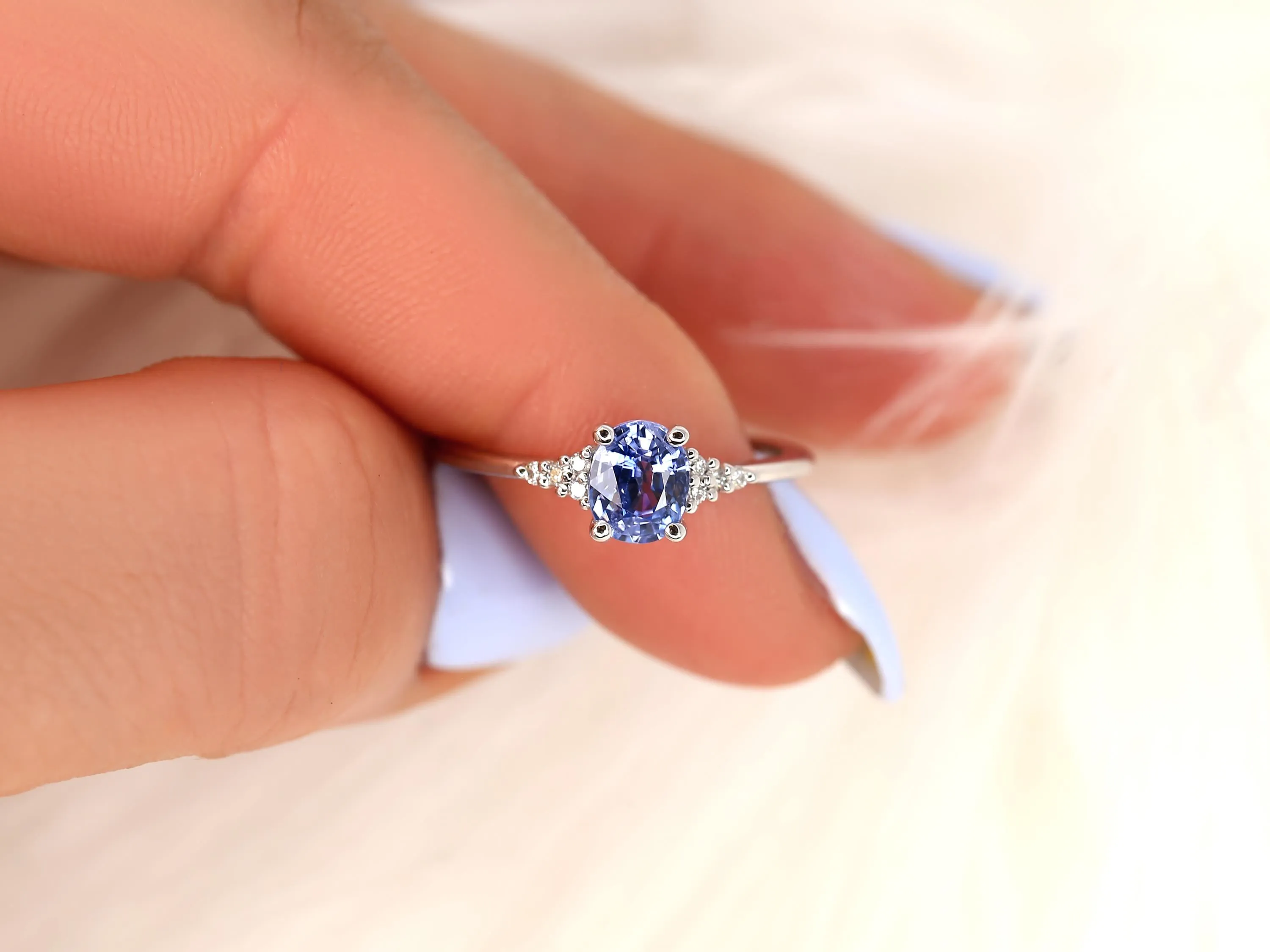 1.03ct Maddy 14kt White Gold Cornflower Sapphire Diamond Oval Cluster Ring
