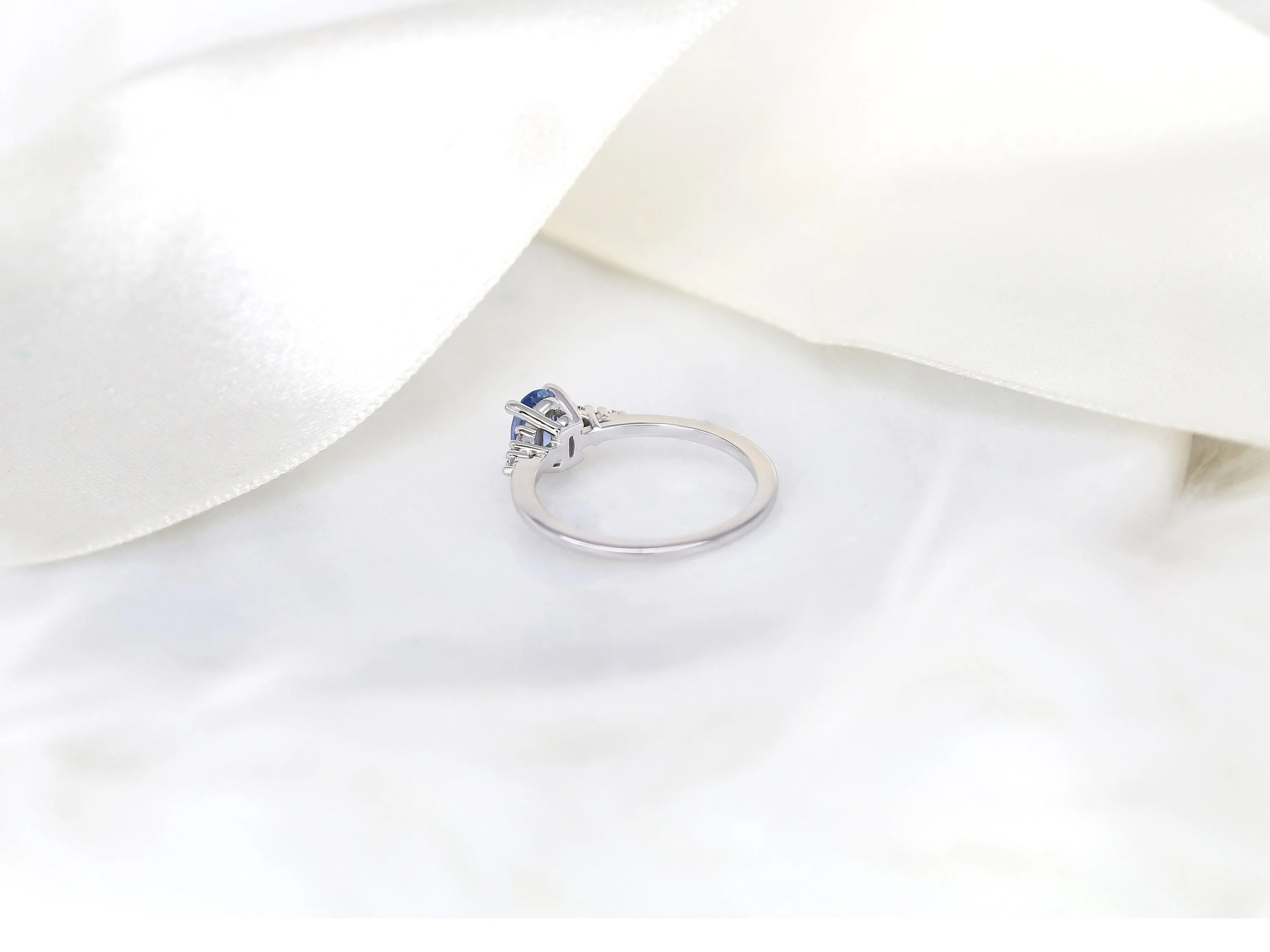 1.04ct Maddy 14kt White Gold Cornflower Sapphire Diamond Dainty Oval Cluster 3 Stone Ring