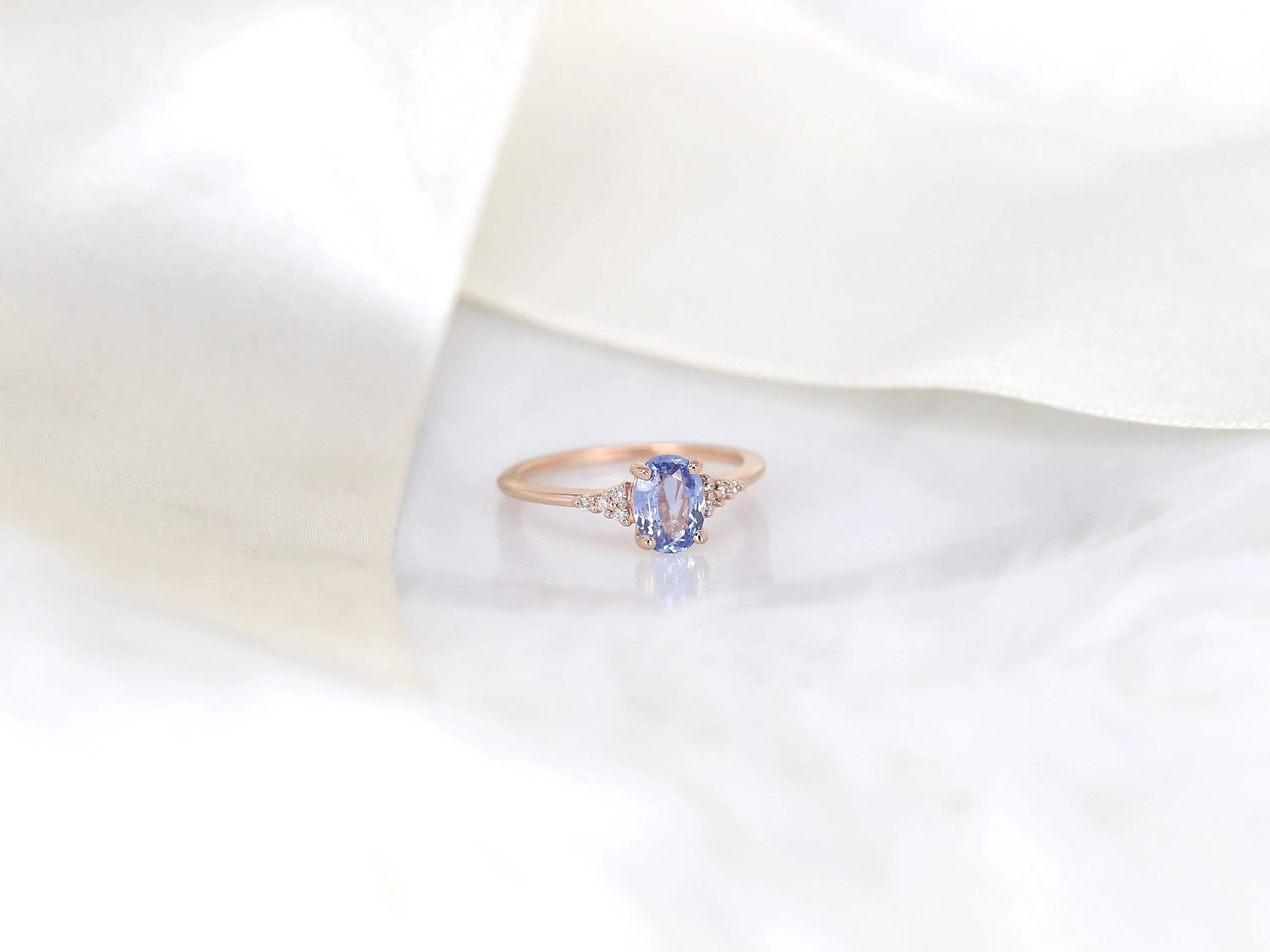 1.09ct Maddy 14kt Rose Gold Cornflower Sapphire Diamond Oval Cluster 3 Stone Ring
