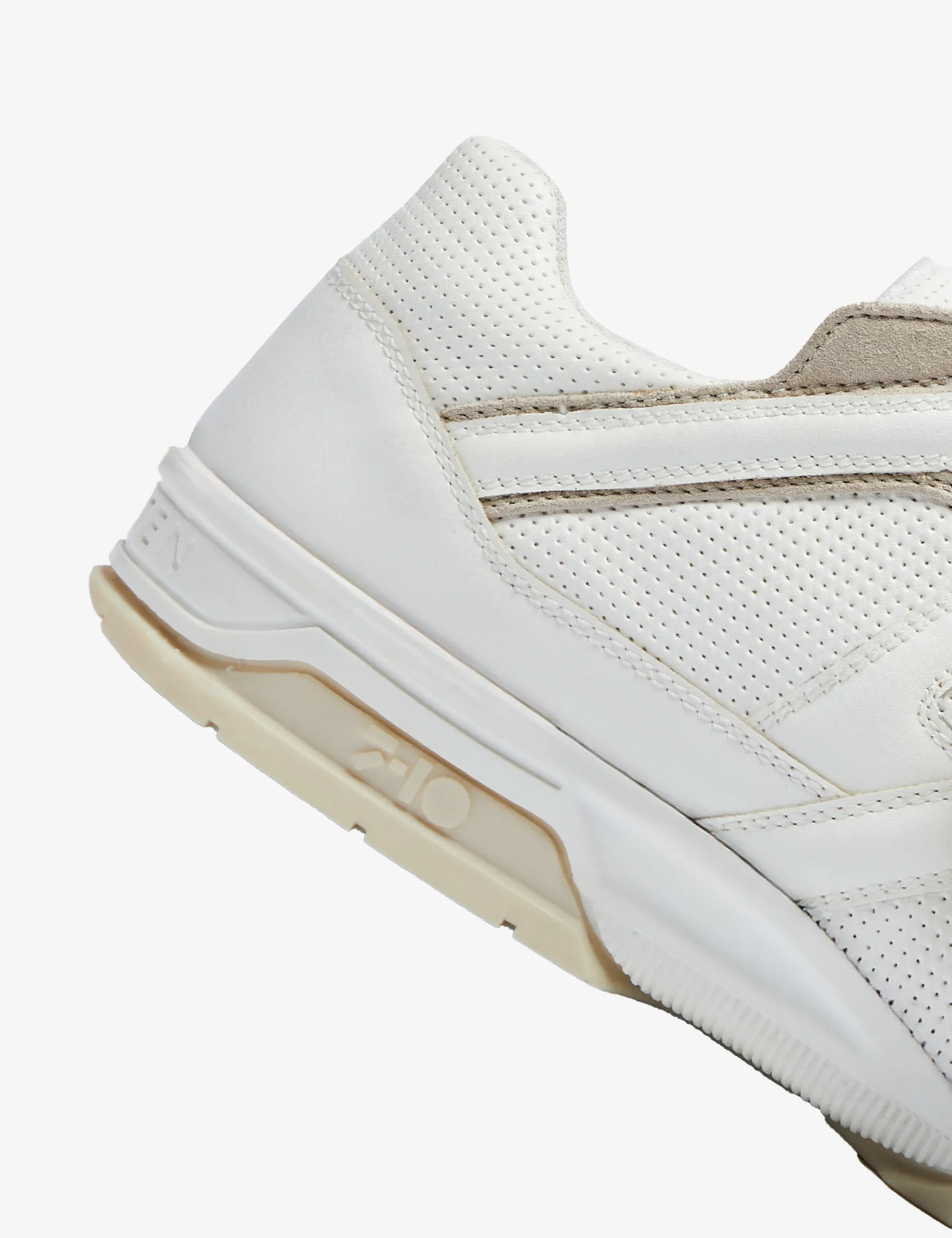 731 Latte Beige & White Low-Top Sneakers