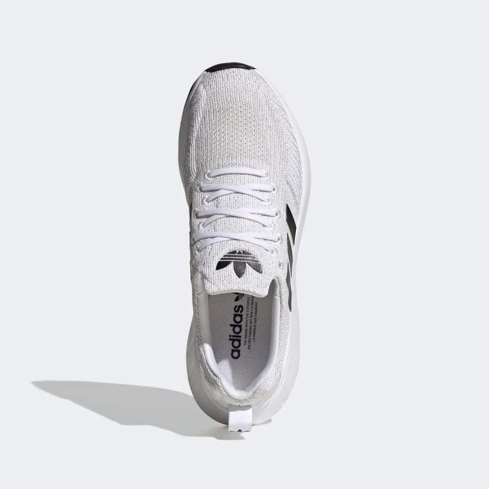 adidas Originals Men's Swift Essential Sneaker