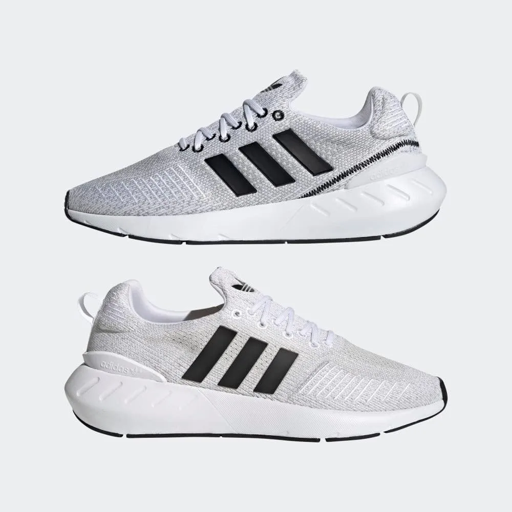 adidas Originals Men's Swift Essential Sneaker