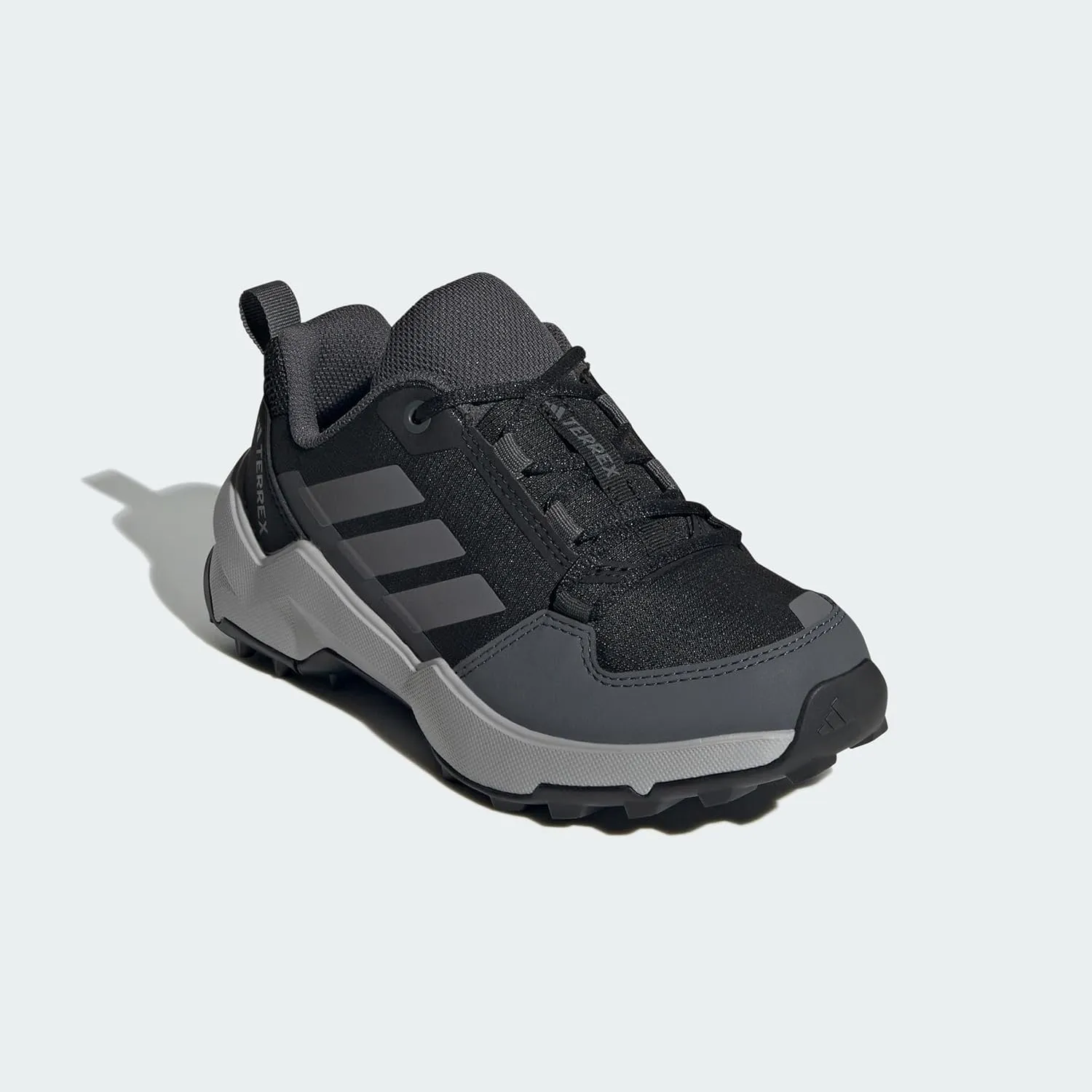 adidas Unisex-Child Terrex Ax4r Endless Ripstop Low Top Hiking Sneaker