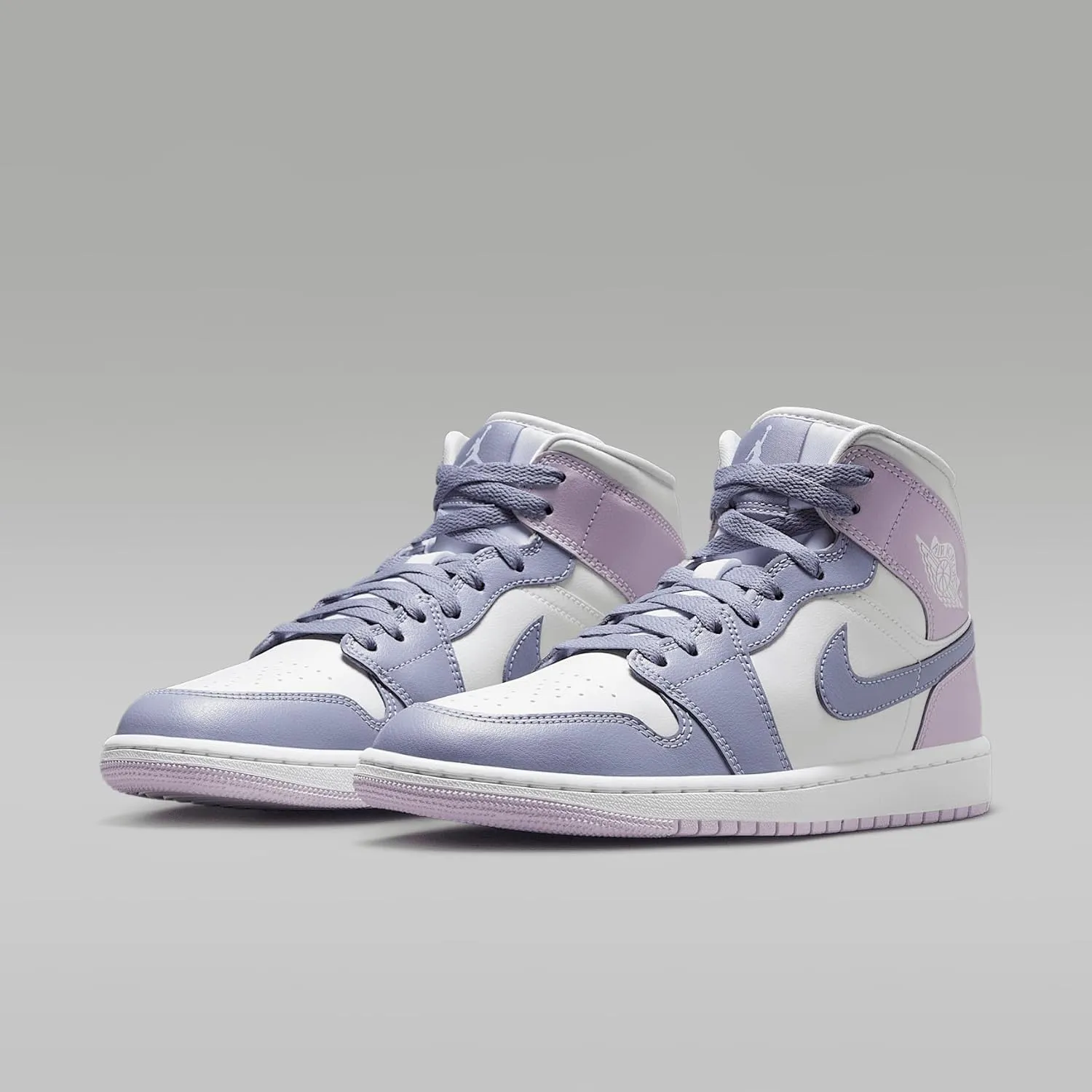 Air Jordan 1 Mid Women's Shoes (BQ6472-510, Indigo Haze/White/Doll)