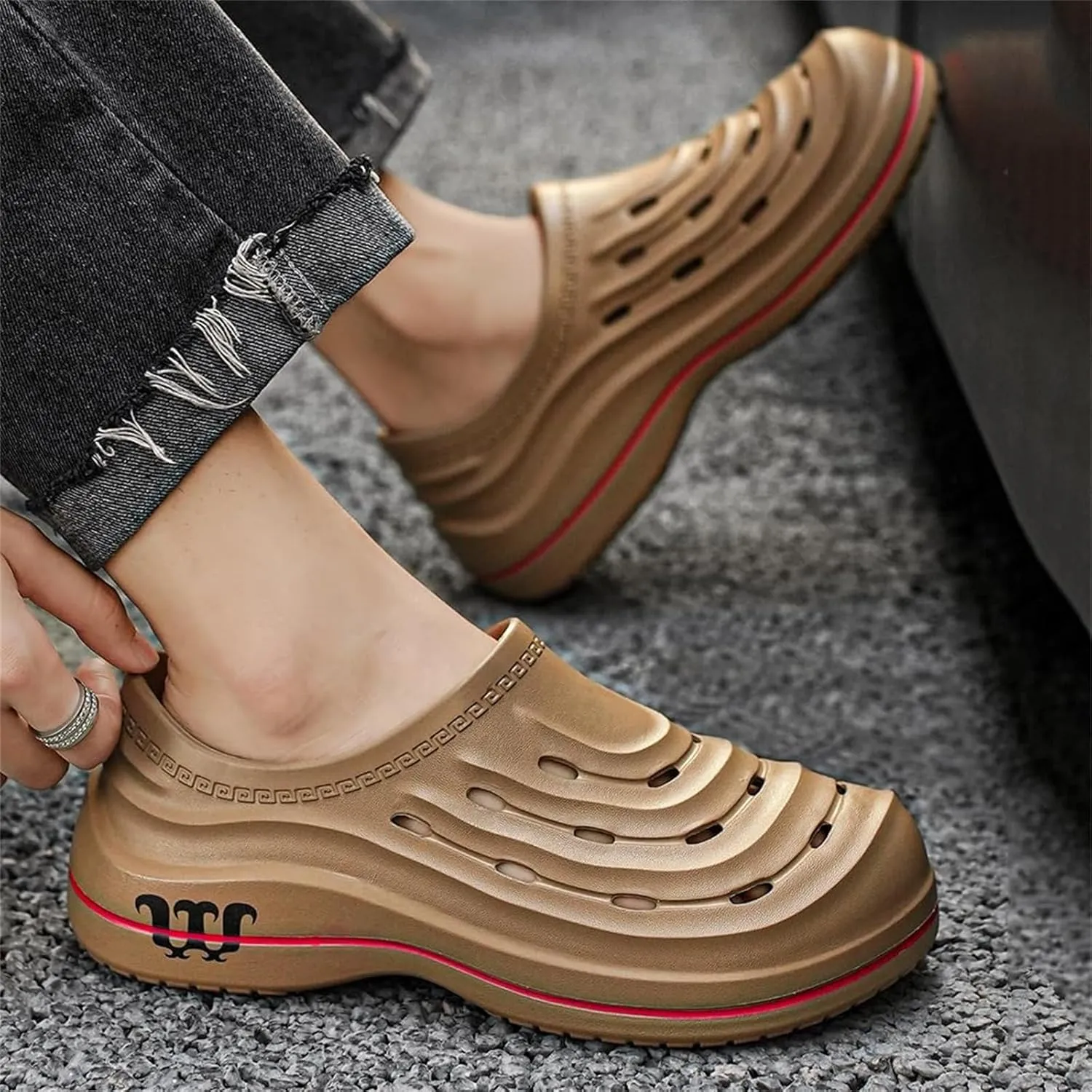 Armadillo Clogs for Women Men Waterproof Slip Resistant Chef Clogs Shoes for Unisex-Adult Comfortable Non Slip Nurse Work Shoes Lightweight Nursing Gardening Shoe Ideal for Kitchen Garden Beach