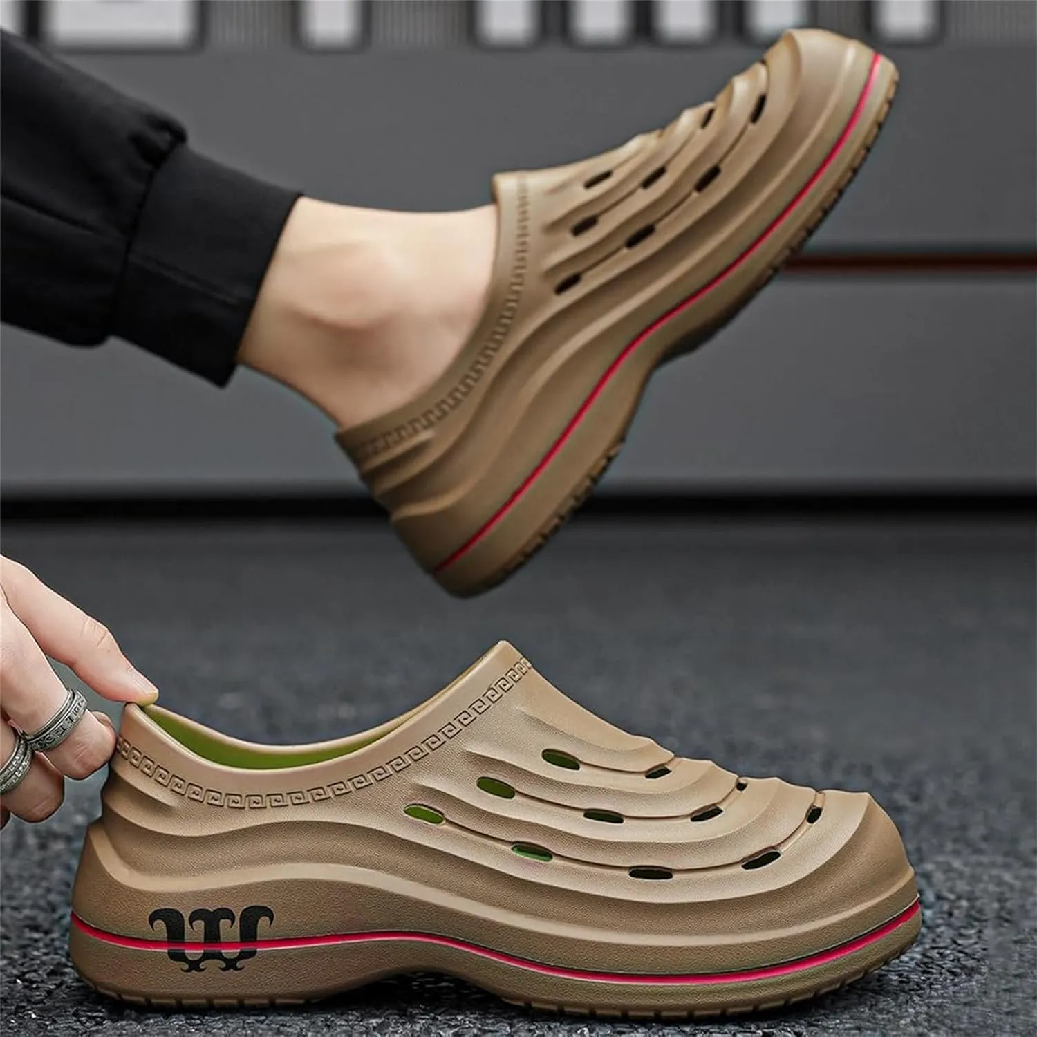 Armadillo Clogs for Women Men Waterproof Slip Resistant Chef Clogs Shoes for Unisex-Adult Comfortable Non Slip Nurse Work Shoes Lightweight Nursing Gardening Shoe Ideal for Kitchen Garden Beach