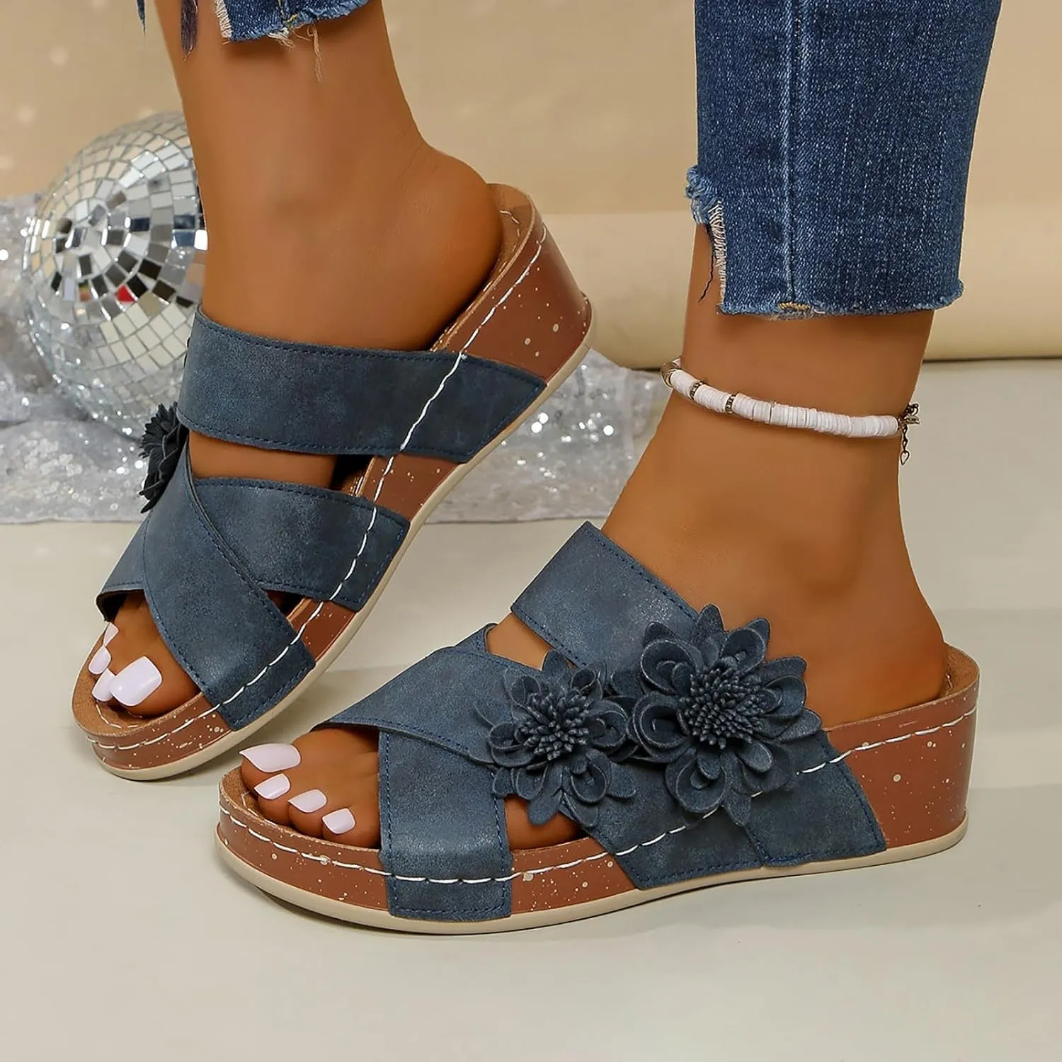BILIKEYU Womens Slip On Slide Sandals Flowers Crisscross Sreaps Thick Sole Comfortable Summer Wedge Platform Sandal