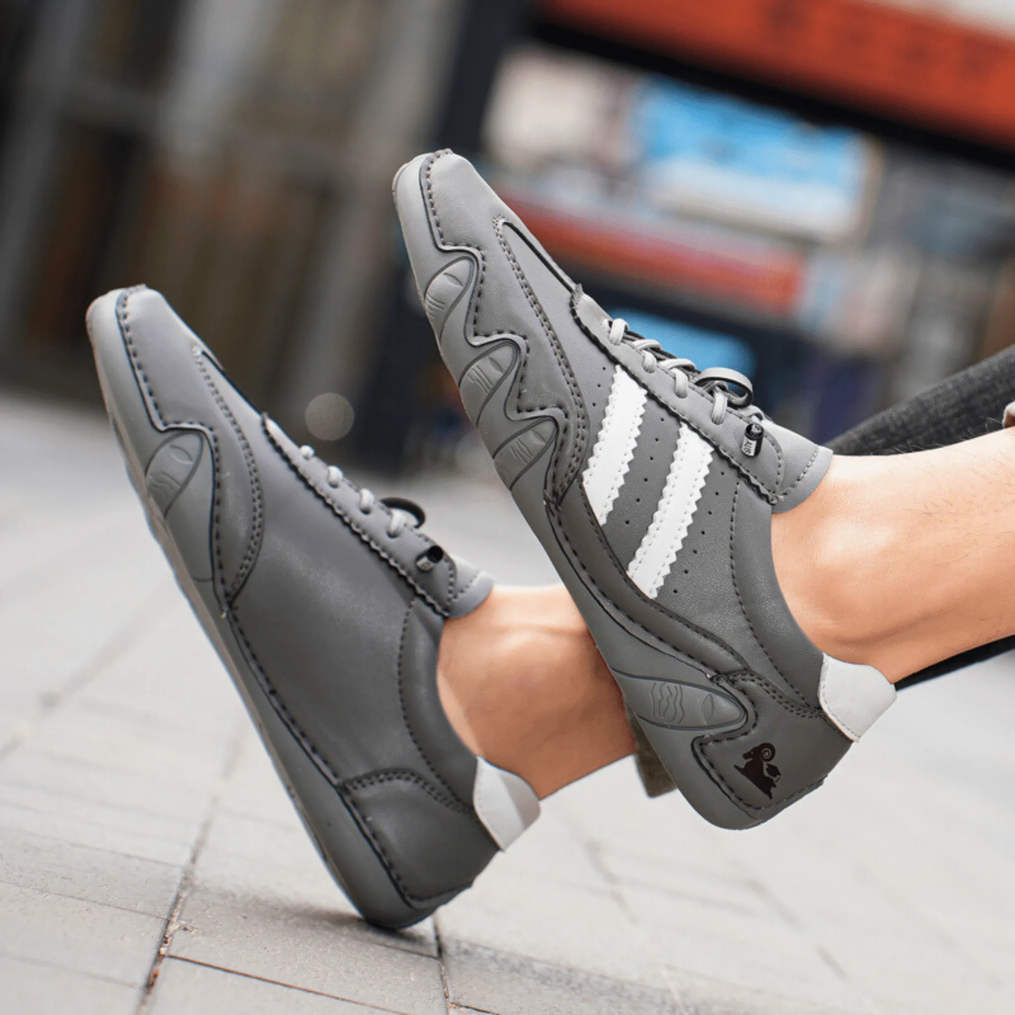 Casual Flat Leather Sneakers
