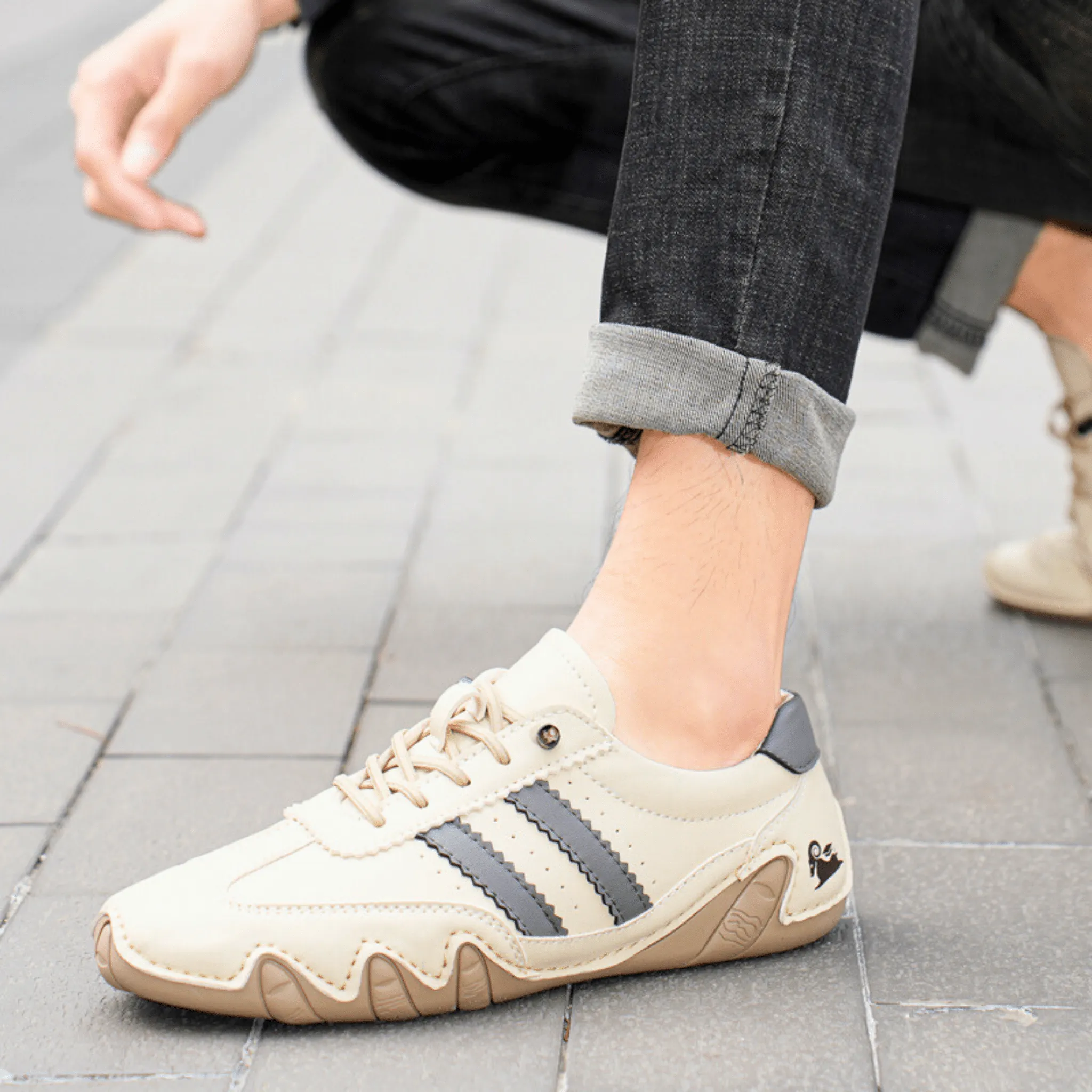 Casual Flat Leather Sneakers