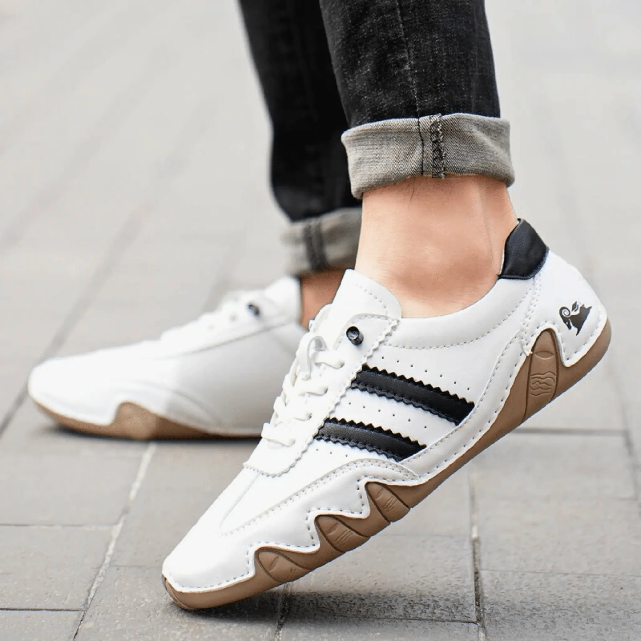 Casual Flat Leather Sneakers