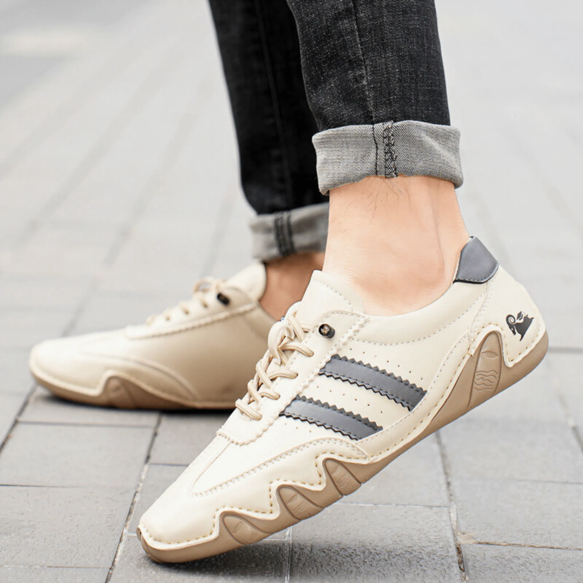 Casual Flat Leather Sneakers