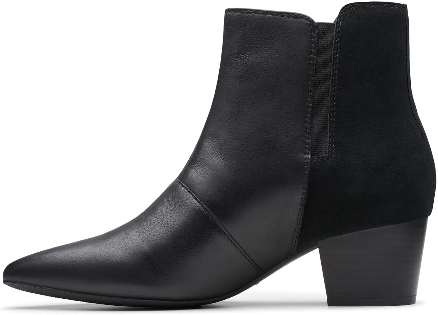 Clarks Women's Ellanie Vibe Ankle Boot