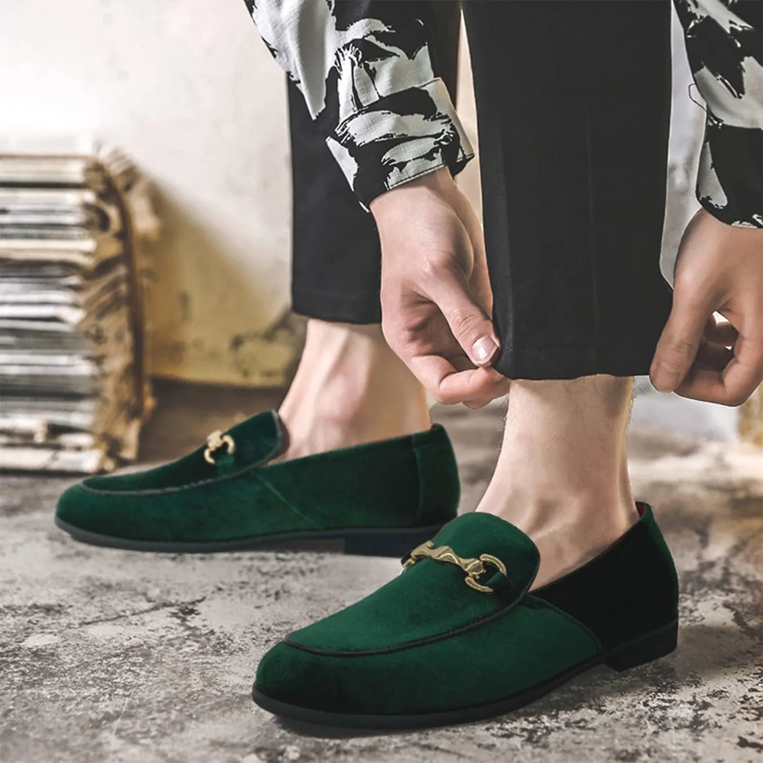 CMM Men's Velvet Slip On Loafers Shiny Metallic Slipper Loafers Luxury Dress Shoes Nightclub Party