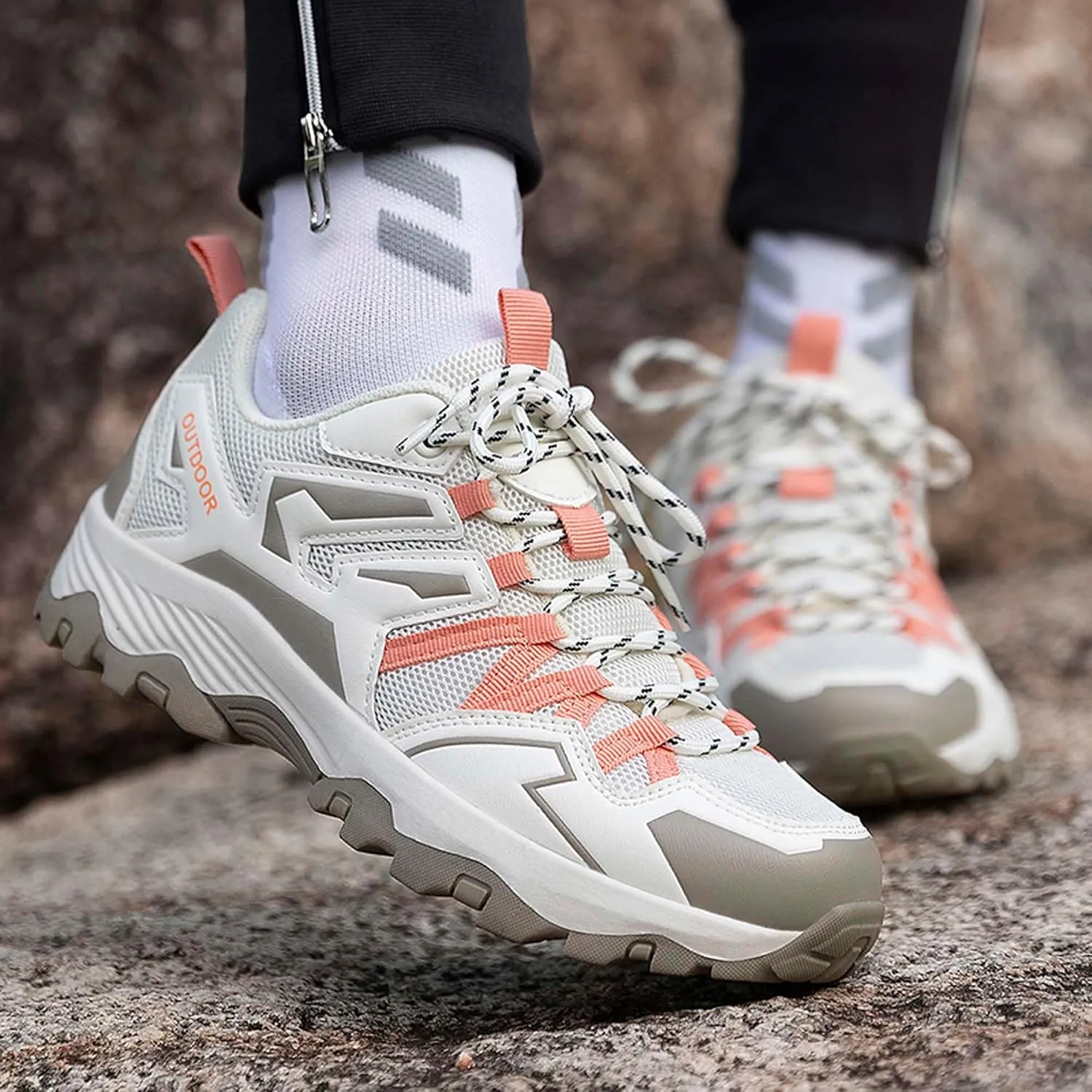 Couple Outdoor Mountaineering Boots, Muddy wading Plush Hiking Shoes, Rubber Sole Breathable Mesh Ankle Shoes, Casual and Fashionable Travel Boots, Anti Slip Sports Shoes