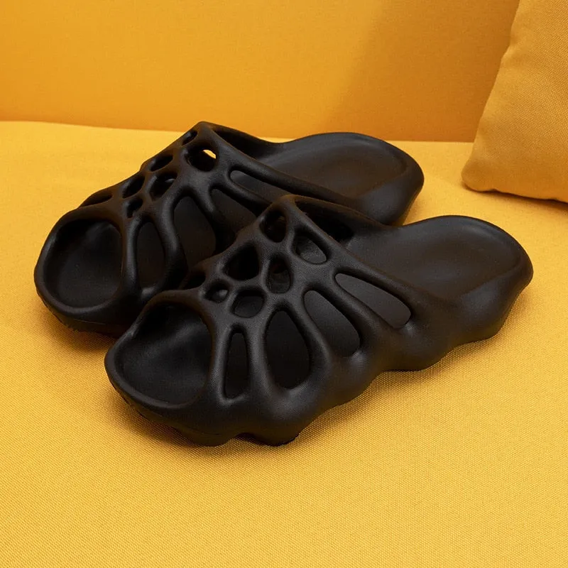 Cut-out Platform Slippers Women Men Fashion Beach Slides Soft EVA Lovers Indoor Batrhoom Slipper Ladies Home Floor Shoes
