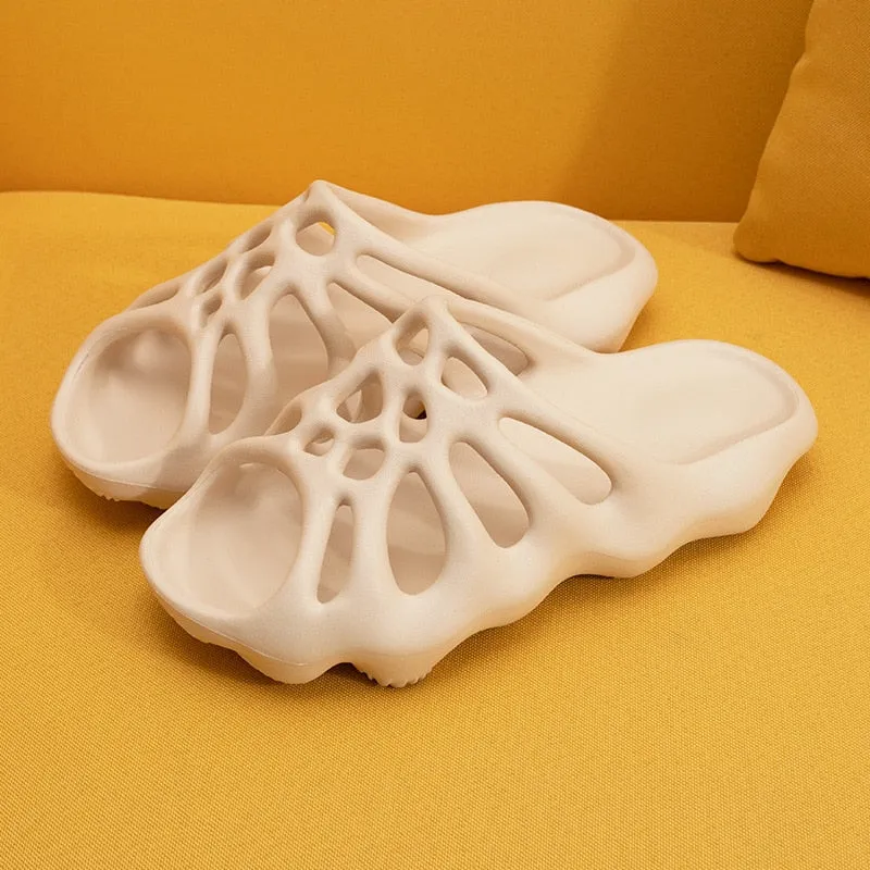 Cut-out Platform Slippers Women Men Fashion Beach Slides Soft EVA Lovers Indoor Batrhoom Slipper Ladies Home Floor Shoes