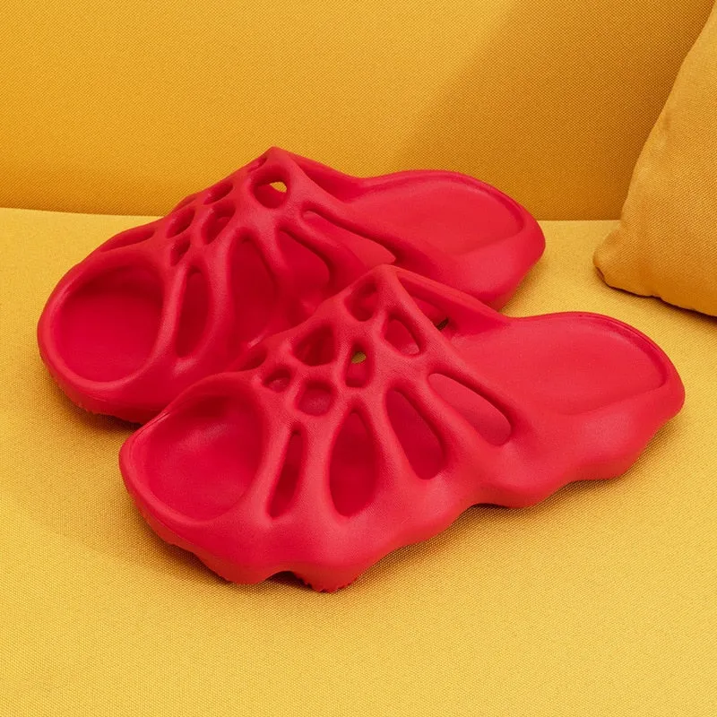 Cut-out Platform Slippers Women Men Fashion Beach Slides Soft EVA Lovers Indoor Batrhoom Slipper Ladies Home Floor Shoes