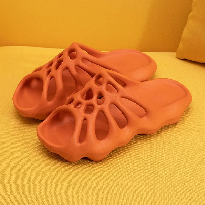 Cut-out Platform Slippers Women Men Fashion Beach Slides Soft EVA Lovers Indoor Batrhoom Slipper Ladies Home Floor Shoes