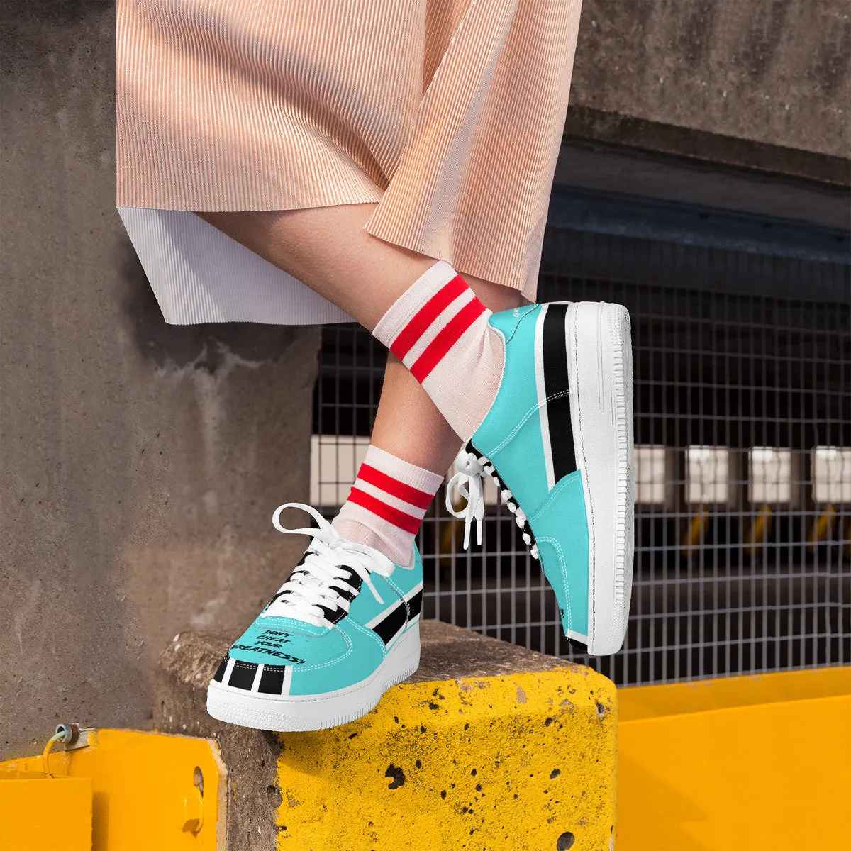 DCYG Xclusive  Low Top Unisex Sneaker