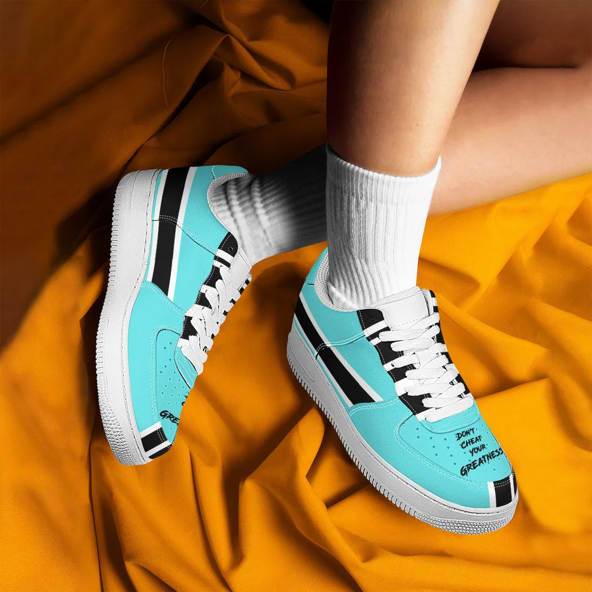 DCYG Xclusive  Low Top Unisex Sneaker