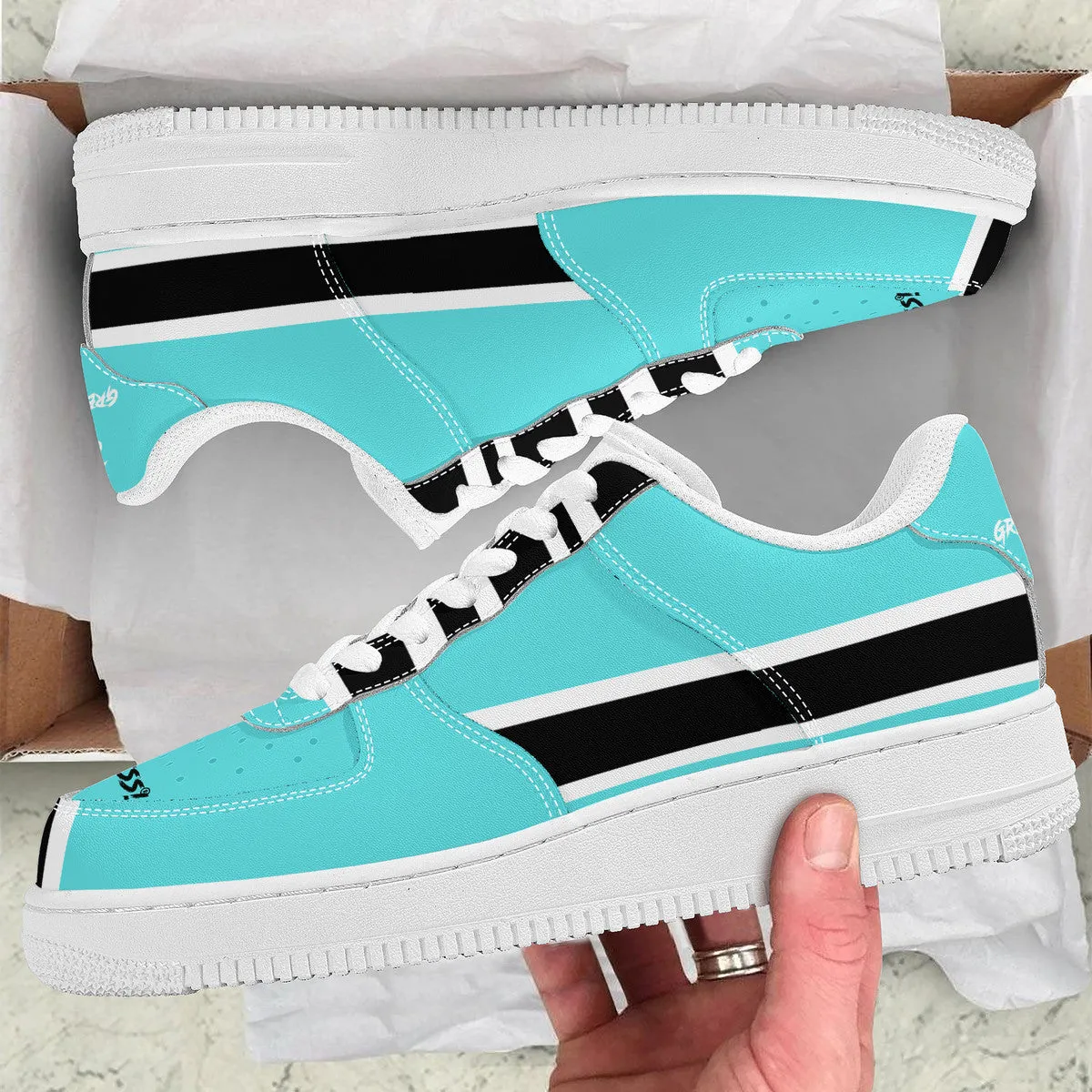 DCYG Xclusive  Low Top Unisex Sneaker