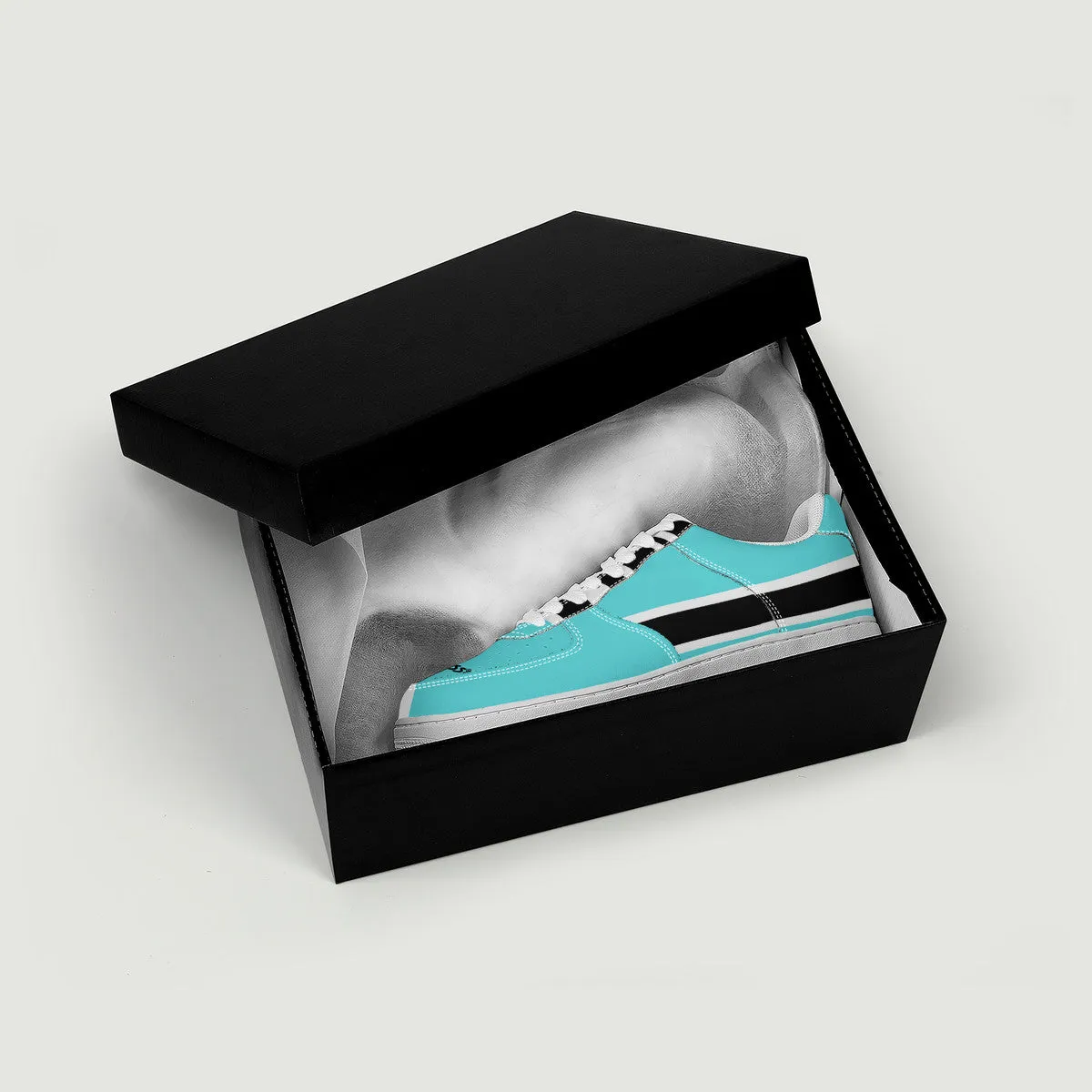 DCYG Xclusive  Low Top Unisex Sneaker