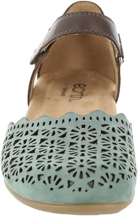 Earth Women's Bronnie Flat Sandal