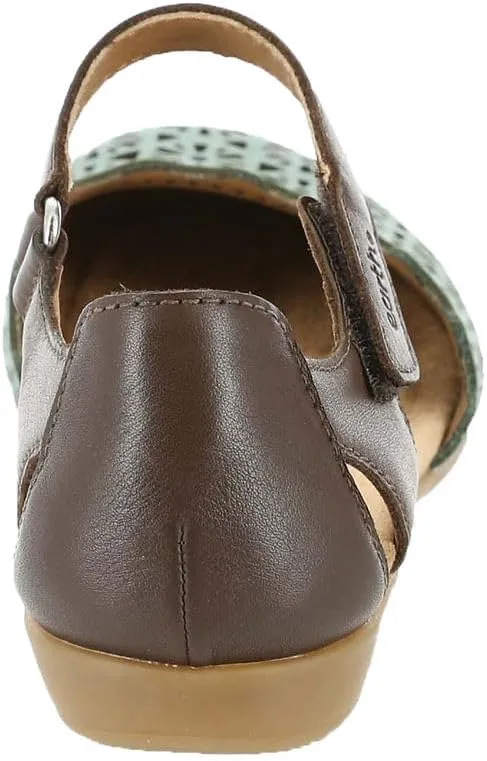 Earth Women's Bronnie Flat Sandal