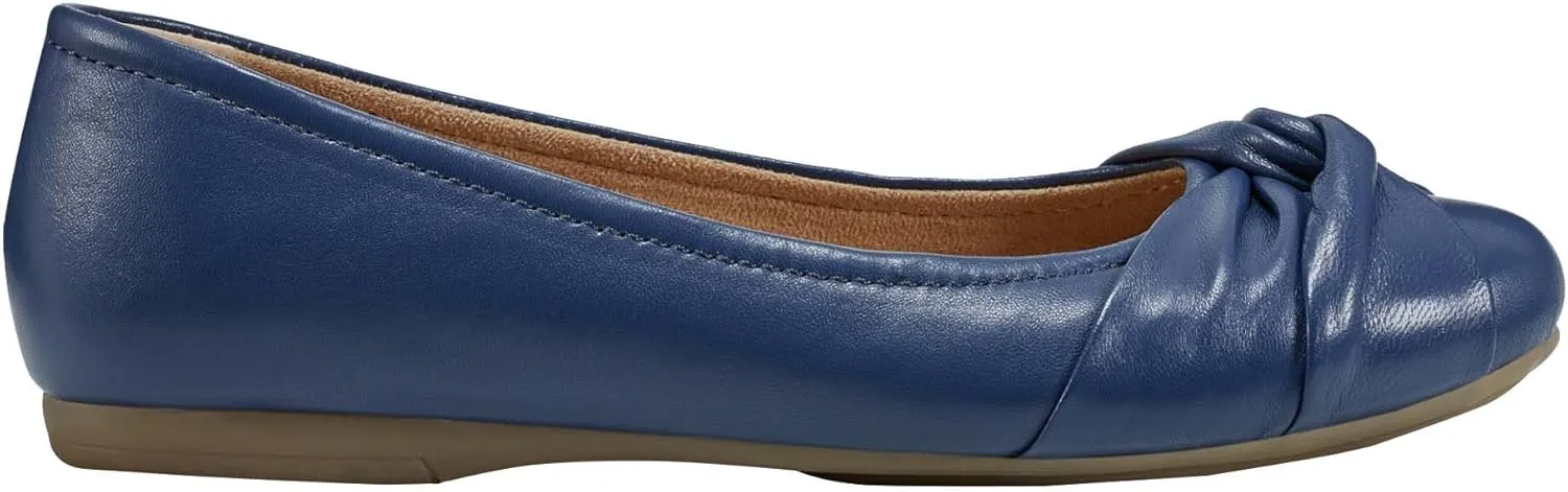 Earth Women's Jacci Ballet Flat
