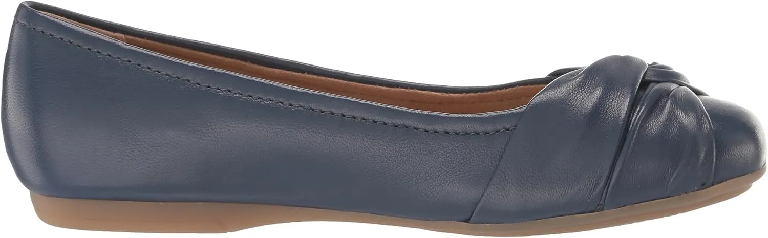 Earth Women's Jacci Ballet Flat