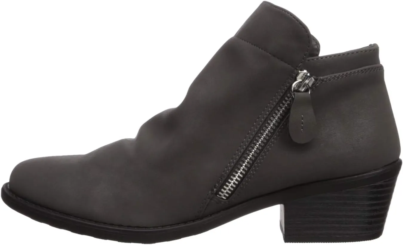 Easy Street Women's Gusto Ankle Boot