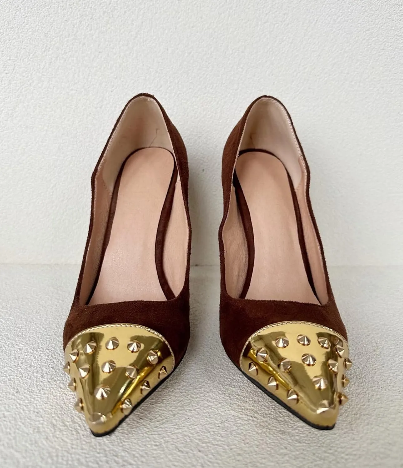 Frankie Hsu Ladies Unisex Sexy Elegant Classic Stiletto High Heeled Pumps, Cute Dark Red Suede Gold Tip Rivets Fashion Style, Big Large Size US4-14 Dressy Spike Shoes for Women Men