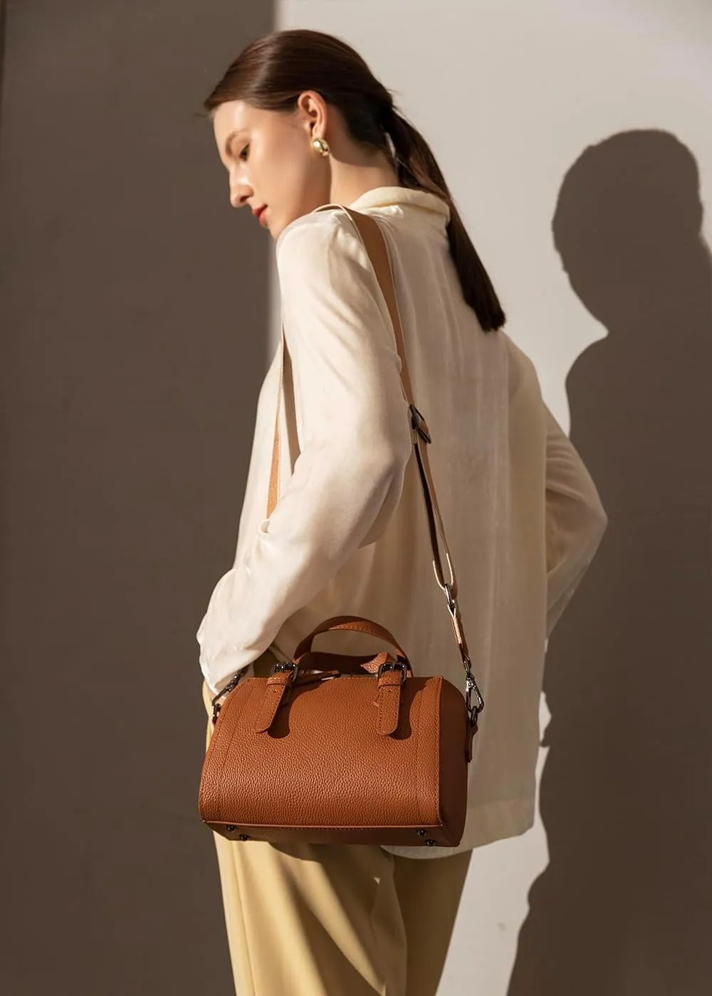 Genuine Cowhide Leather Boston Bag - Women’s Lightweight Barrel Handbag