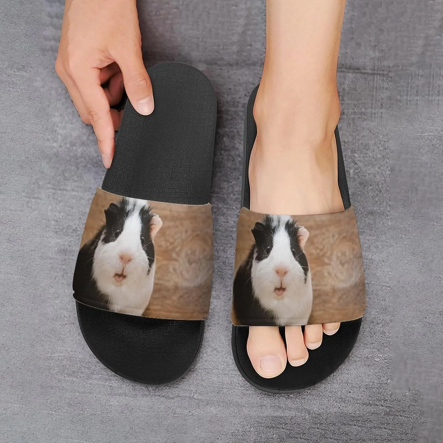 Guinea Eats Cabbage Leaves Womens Mens PVC Slippers Open Toe Sandals Soft Cushioned Non-Slip for Indoor Outdoor 135