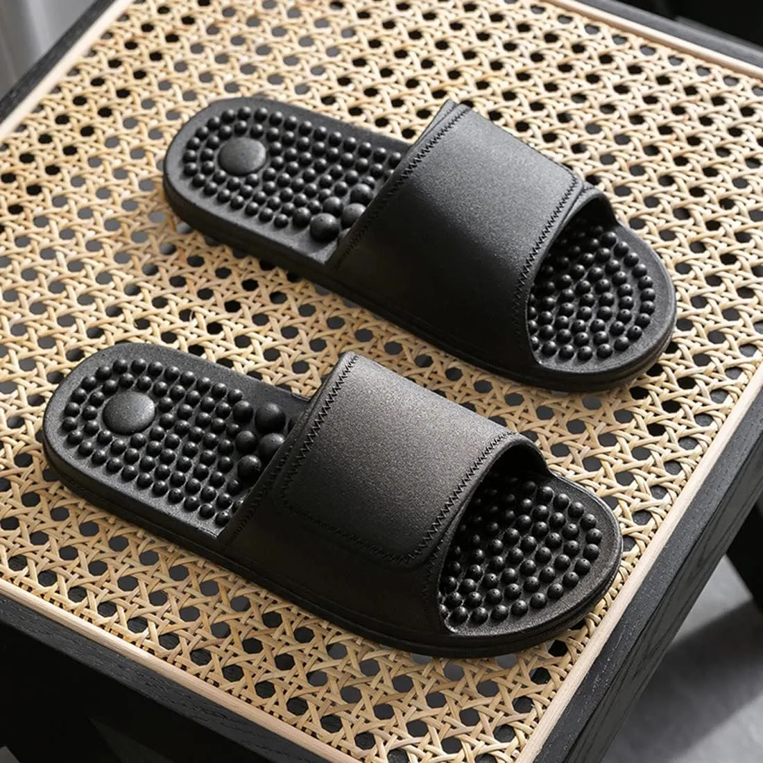 Health Foot Massage Slippers Acupressure Point Care Magnet Therapy Promoting Blood Circulation Myofascial Release Trigger Point Acupuncture Relaxation Gifts for Parents