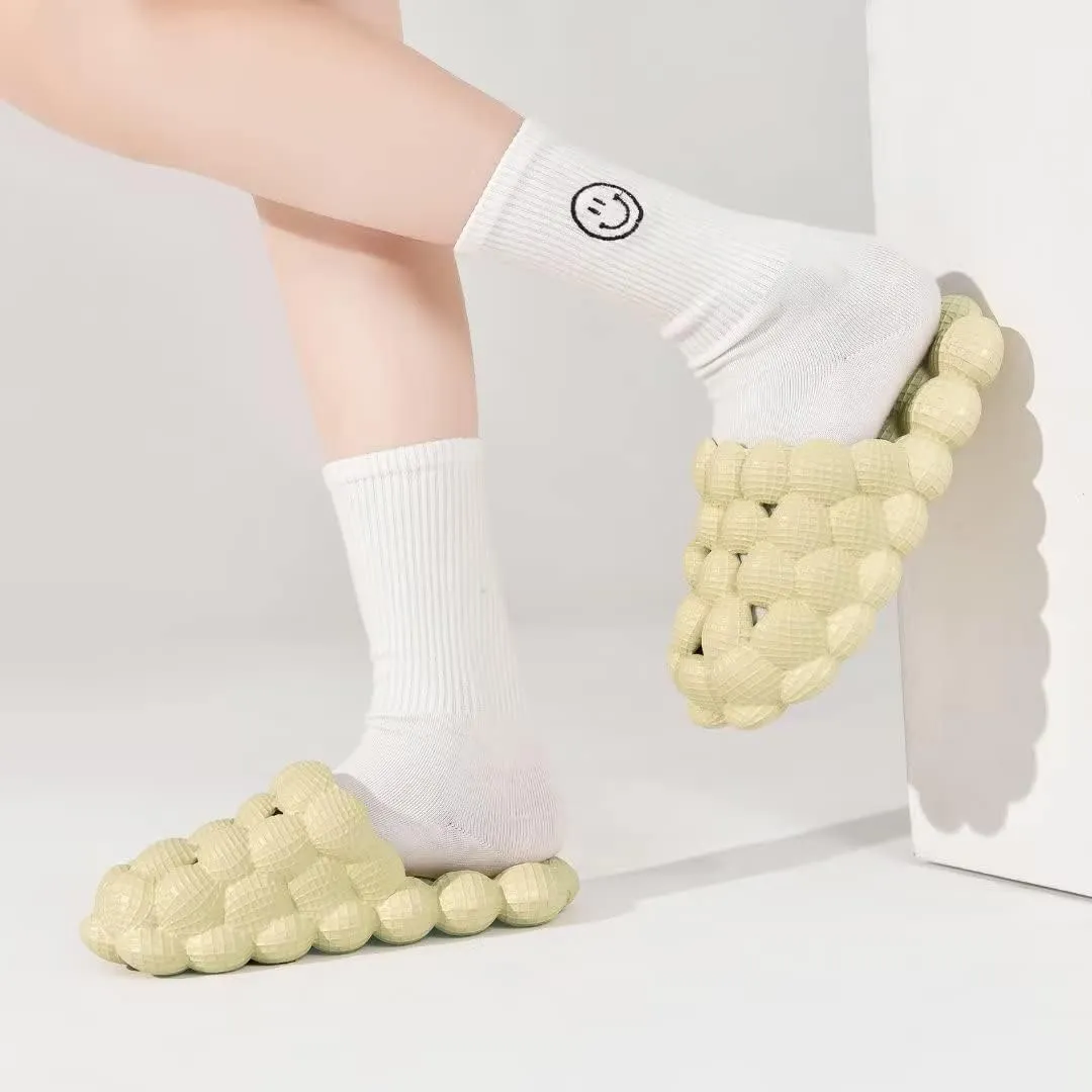 Kids Bubble Slides Golf Ball Shoes, Boys Girls Funny Lychee Massage Bubble Slippers, Non-Slip Thick Sole House Slippers Shower Sandals