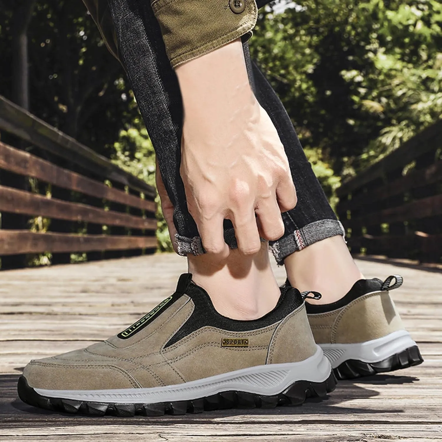 Men’s Hiking Shoes Breathable Lightweight Walking Shoes Slip on Workout Shoes for Trekking Camping Walking Fishing
