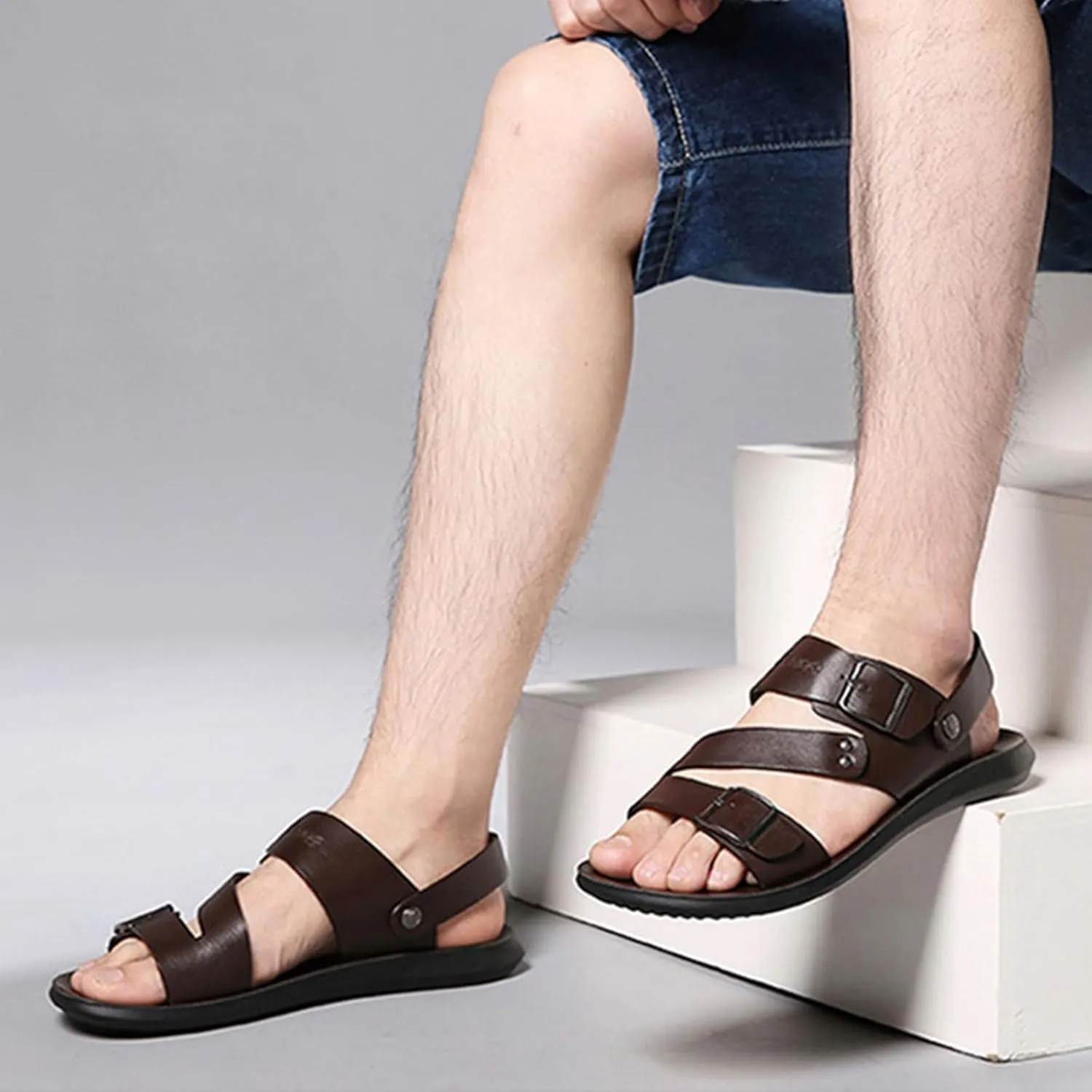 Men's Leather Slip-On Flat Beach Slides Sandals with Adjustable Dual use Ankle Straps Slip-On Fisherman Sandals Lightweight Non Slip Open Toe Casual Sandals