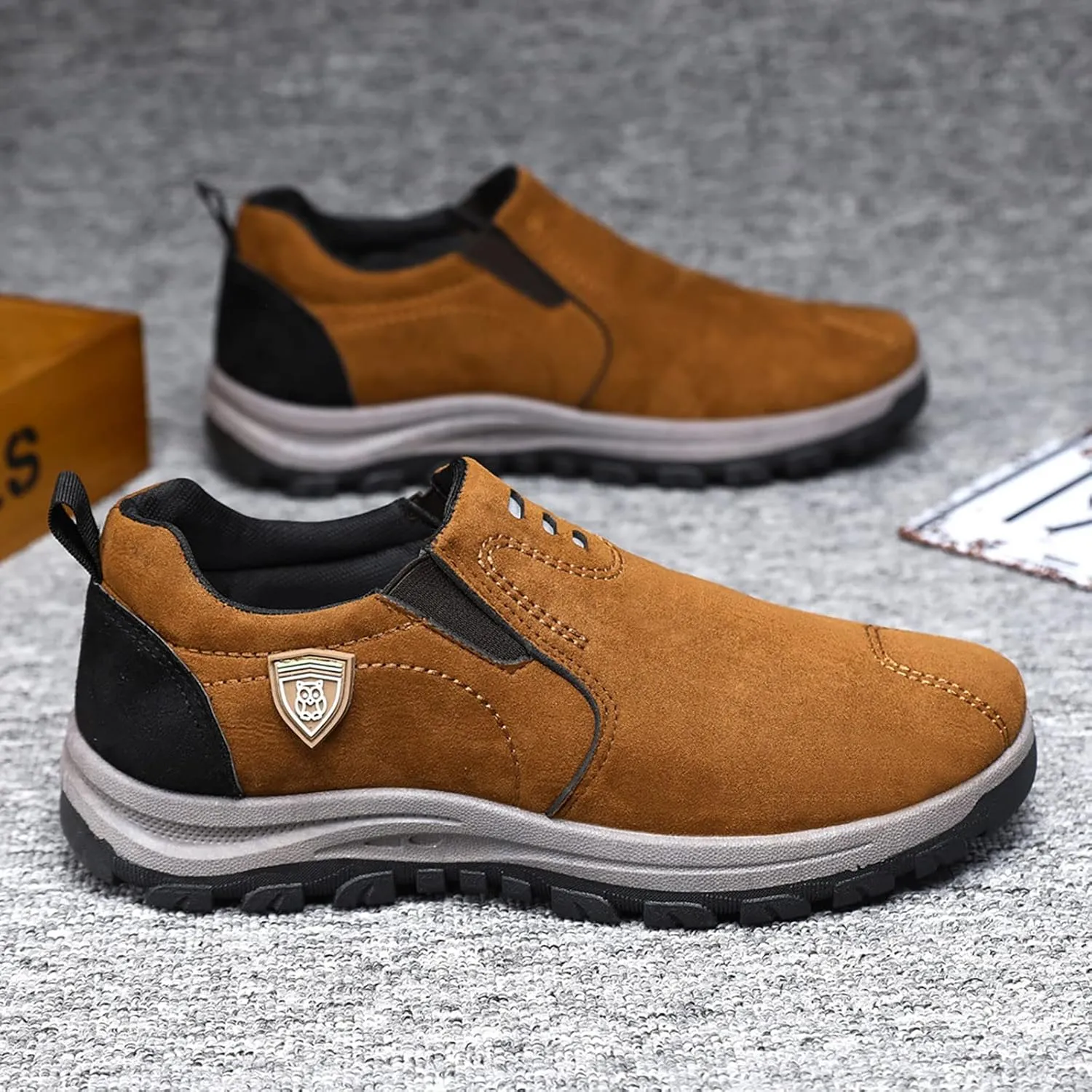 Men's New Pure Color Suede Fashion Casual Sports Shoes in Spring and Autumn Mens Sneaker Boots Low Top Men's Sandals Men Shoe