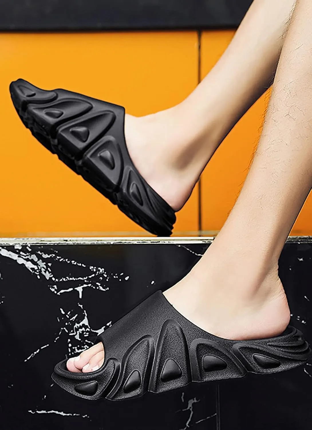 Men's Women's Flame Cloud Slide Slippers Slip Resistant Thick Bottom Massage Shower Spa Slippers Open Toe Cuddle Sandals Fitness Home Shoes