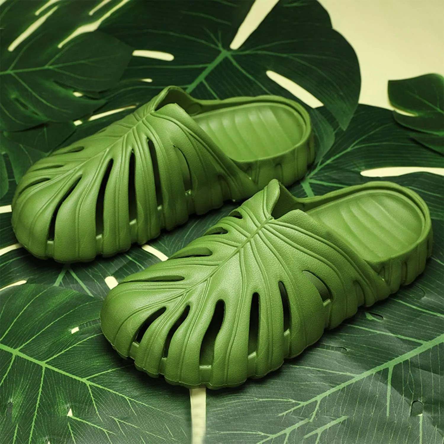 Monstera Slippers, Monstera Leaf Slides, Monstera EVA Thick Sole Pillow Slippers, Non Slip Quick Drying Breathable Beach Monstera Slides for Women Men
