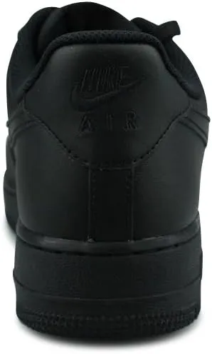 Nike Men's Low-Top Sneaker
