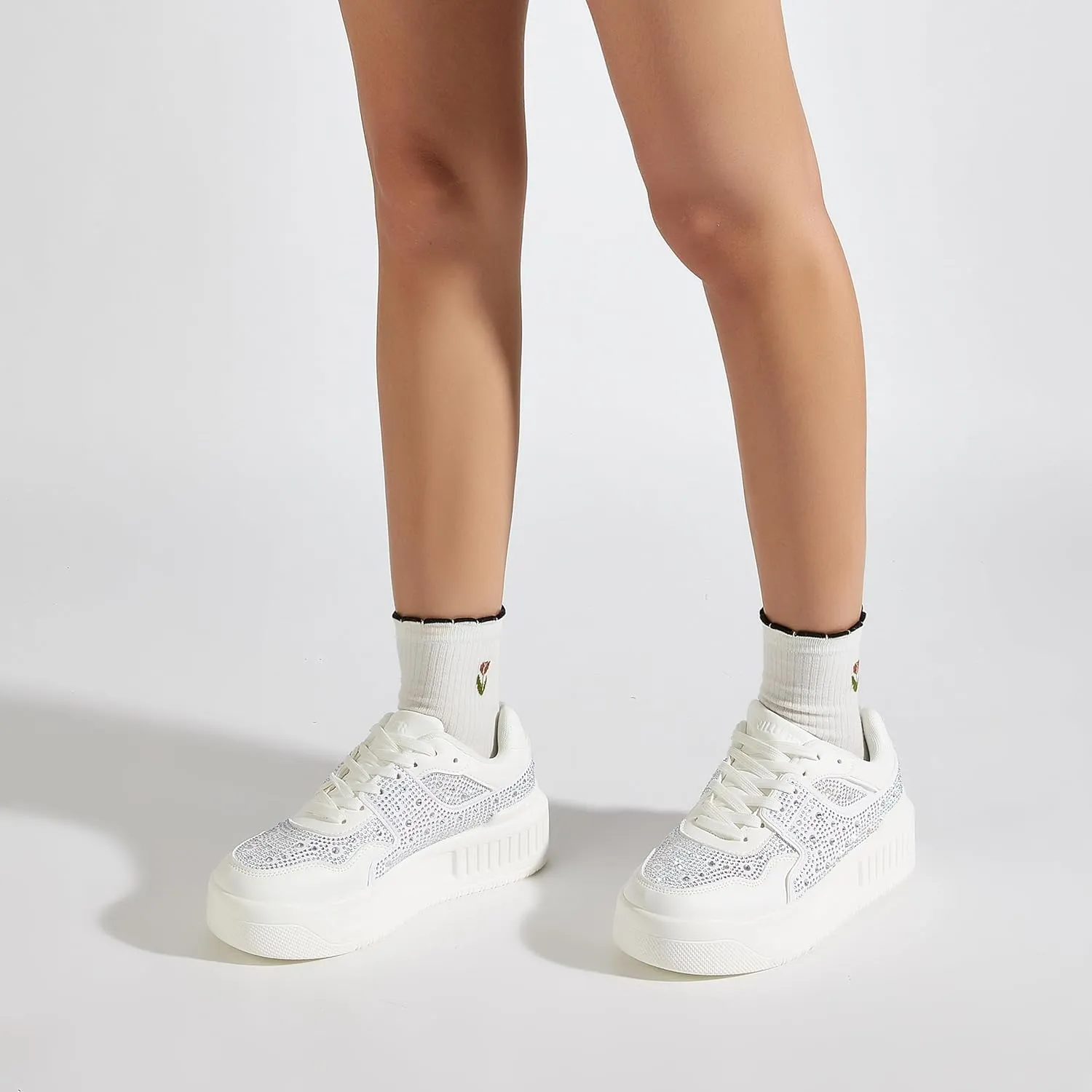 Niluber Women's Platform Sneakers Leather Low Top Tennis Shoes Lace Up Casual Walking Shoes