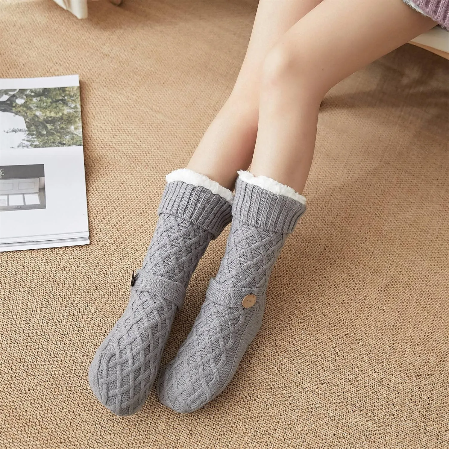 Oplxuo Womens Slipper Socks with Grippers Ladies Warm Cable Knit Fuzzy Socks Winter Cozy Fleece-lined Non Slip Slipper Socks